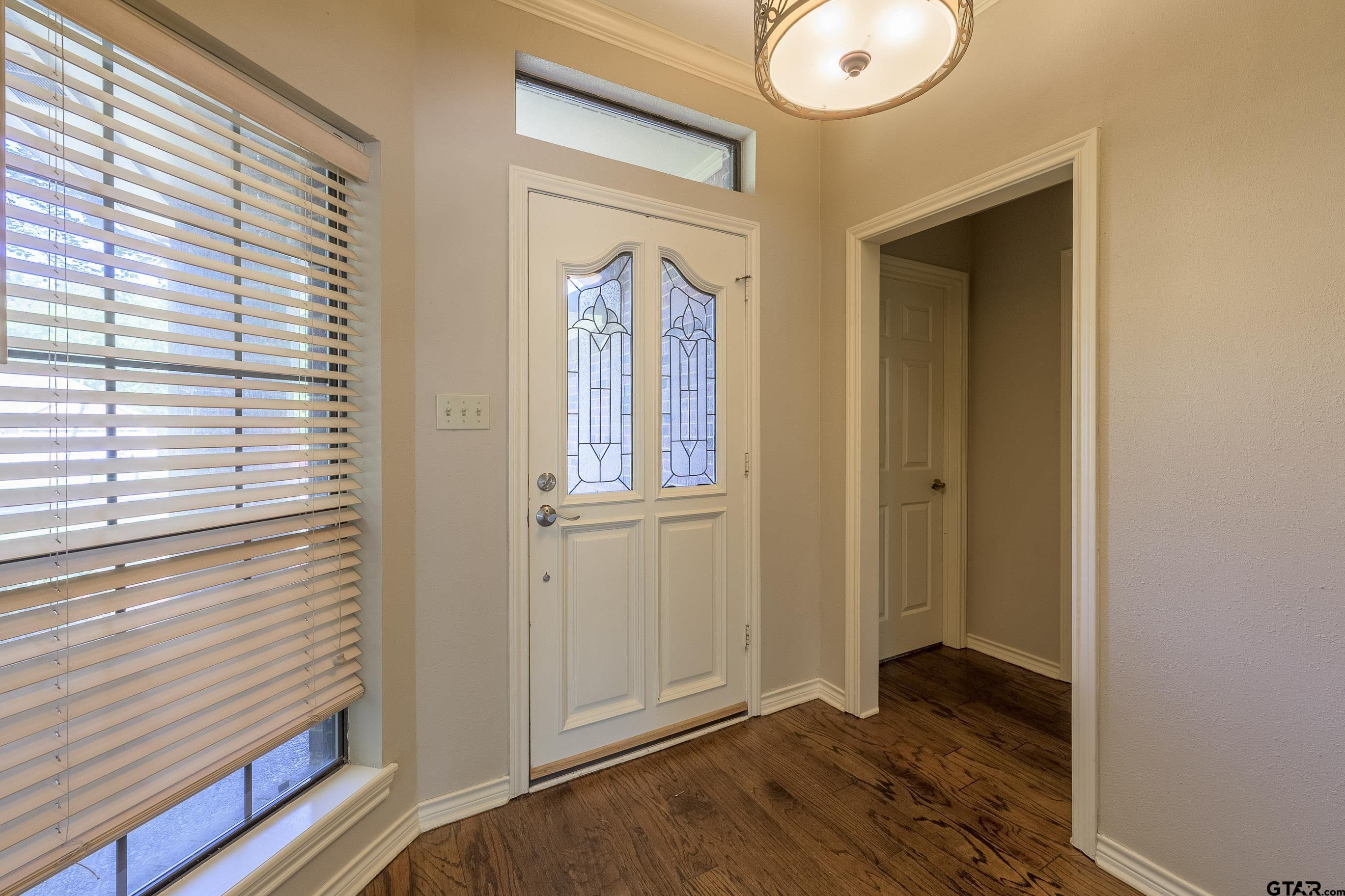 18295 Stillwood