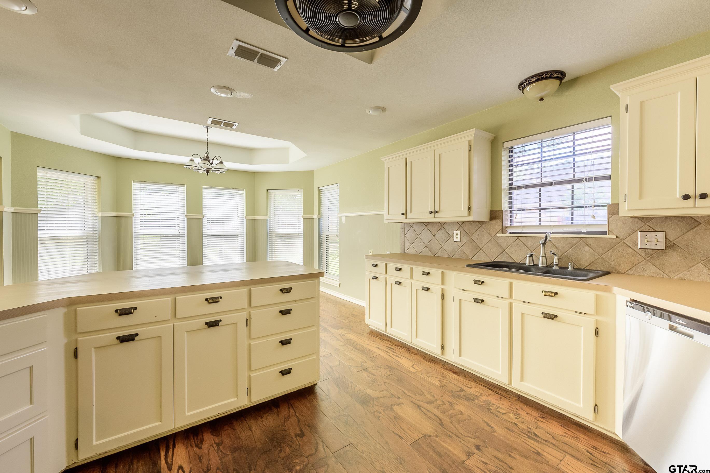 18295 Stillwood