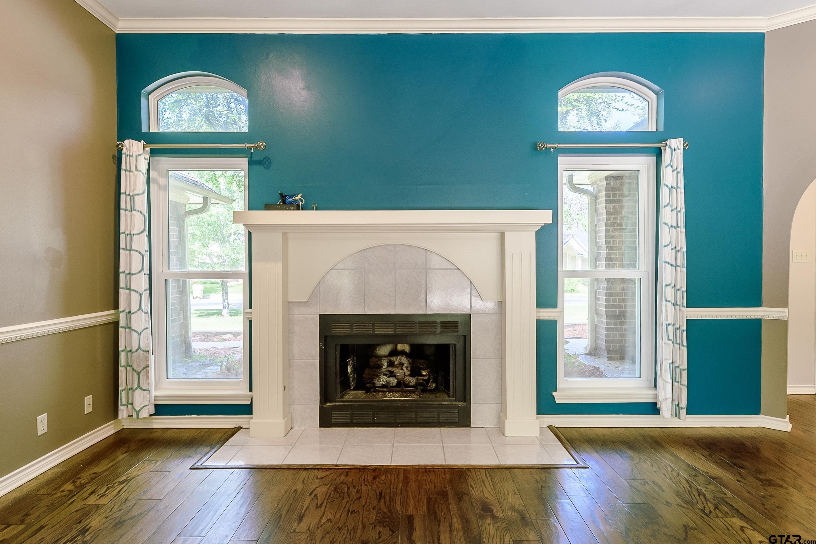 18295 Stillwood