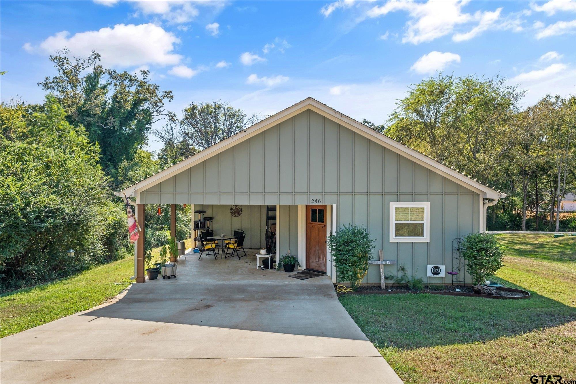 246 Brentwood Dr