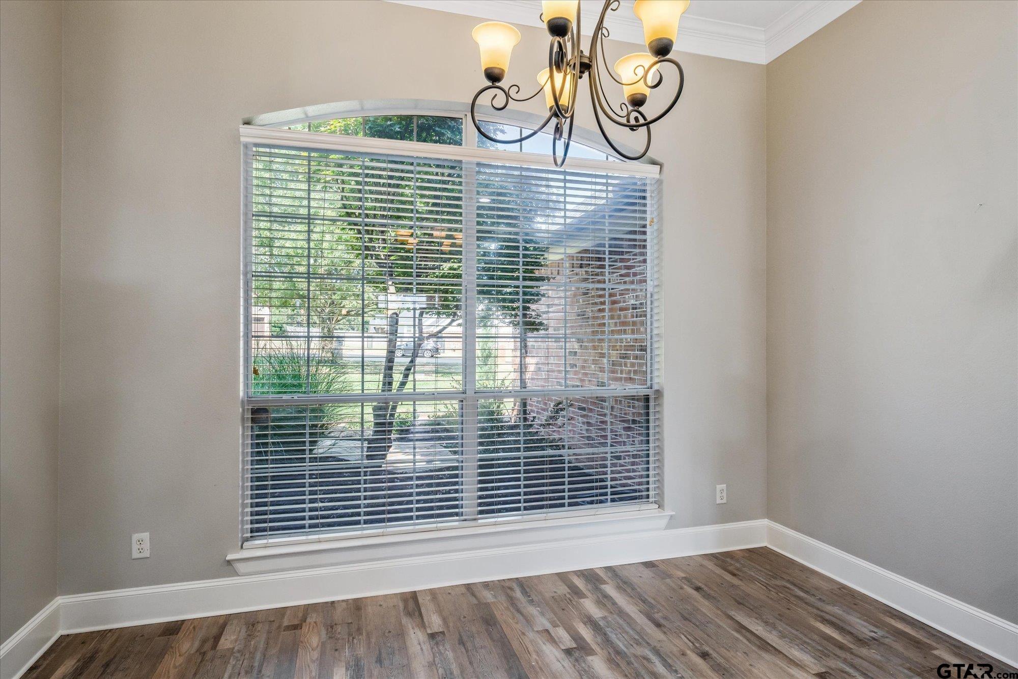 202 Pecan Park Dr.