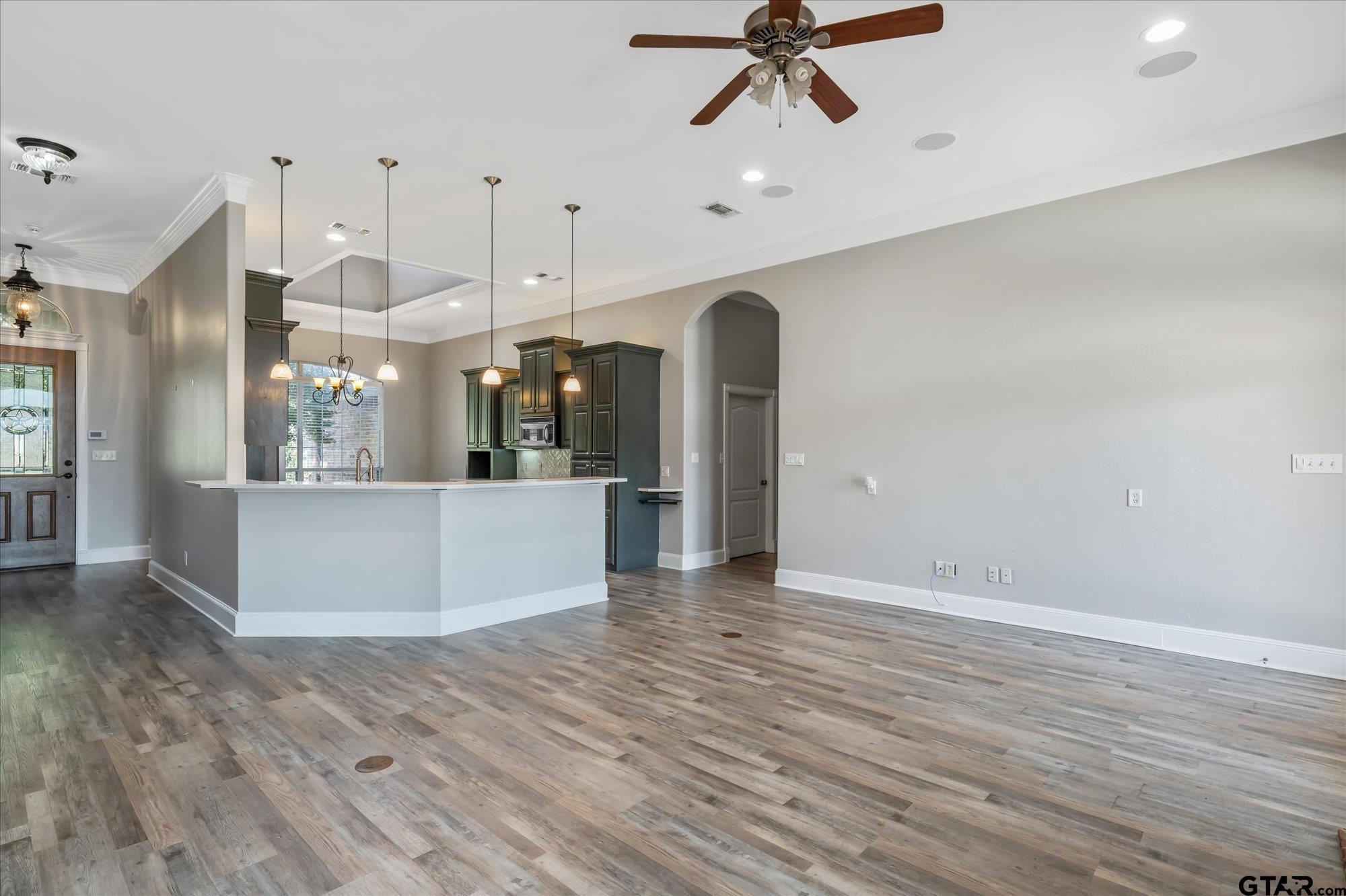 202 Pecan Park Dr.