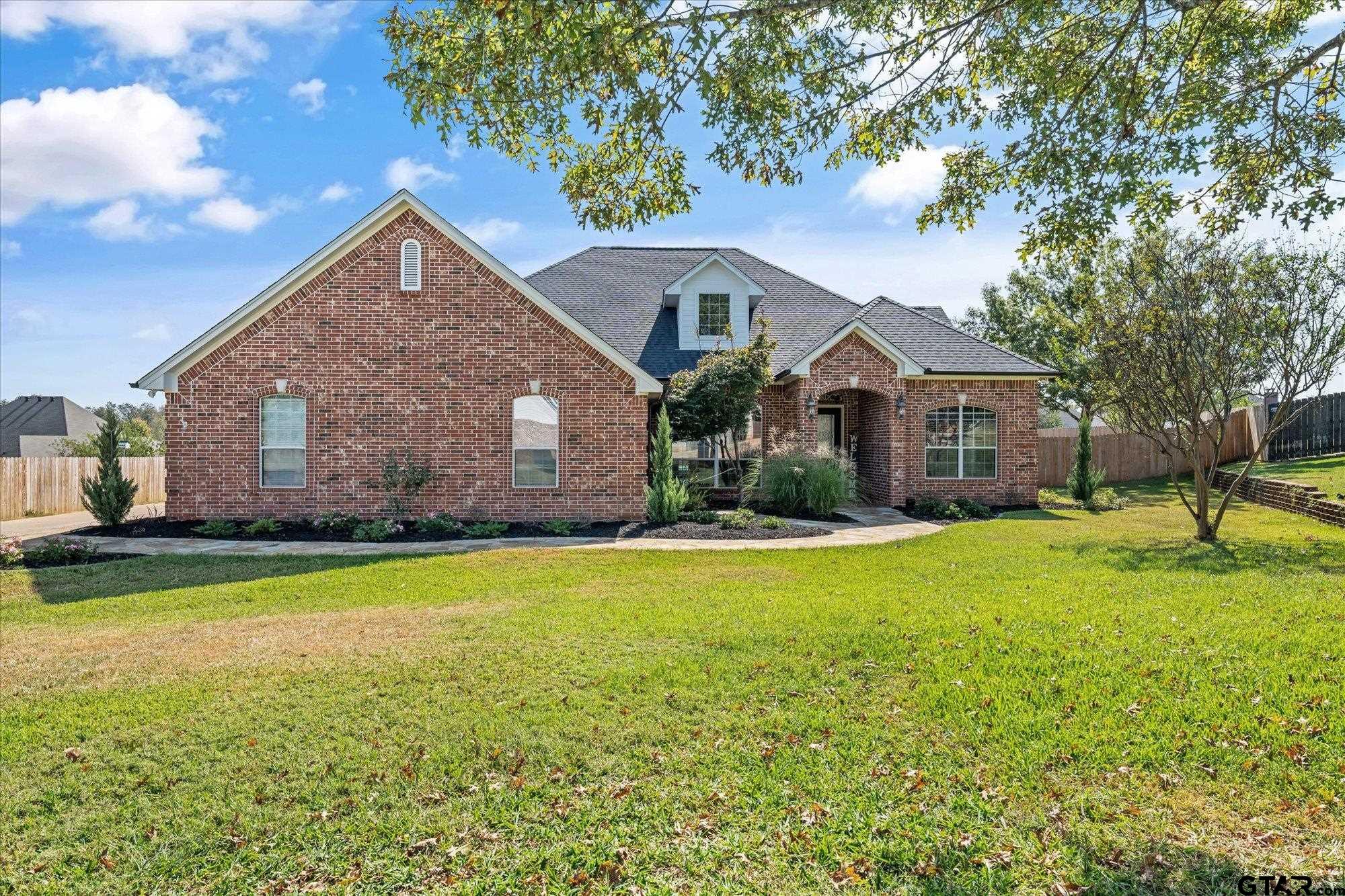 202 Pecan Park Dr.