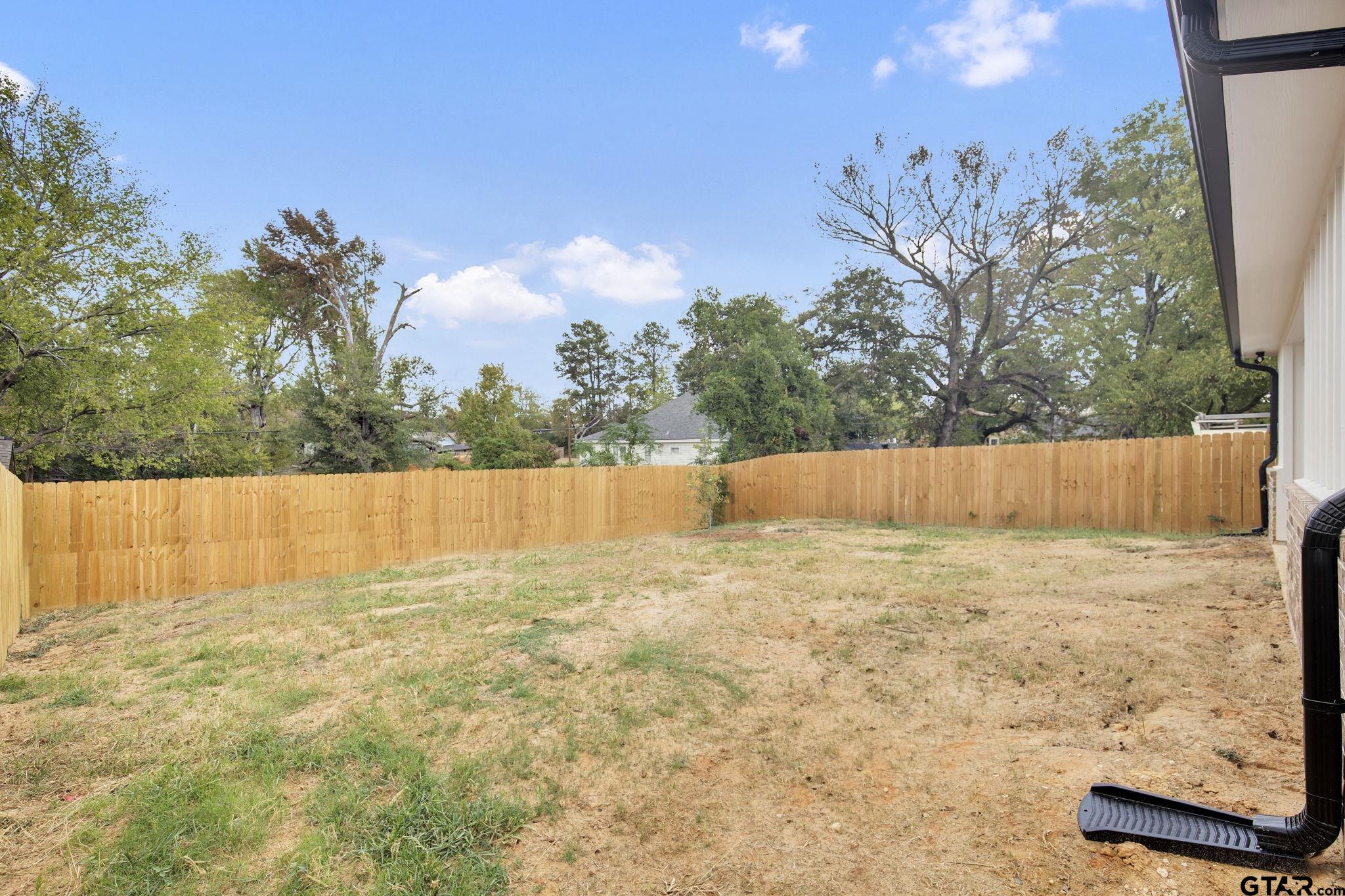 1212 McCurley Dr