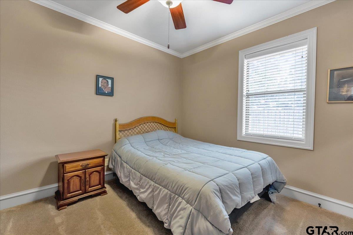 123 LaSalle Dr
