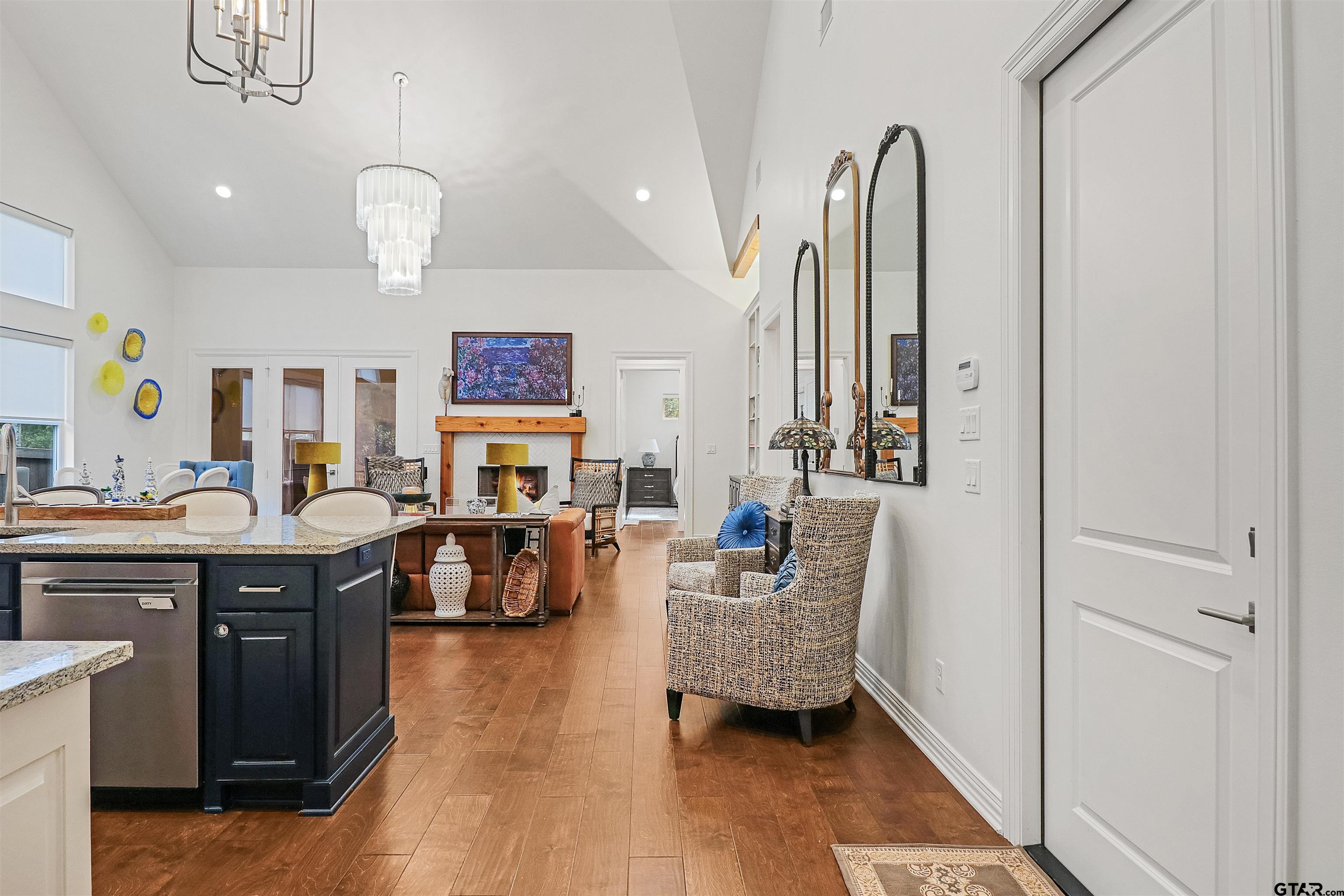 9139 Long Branch