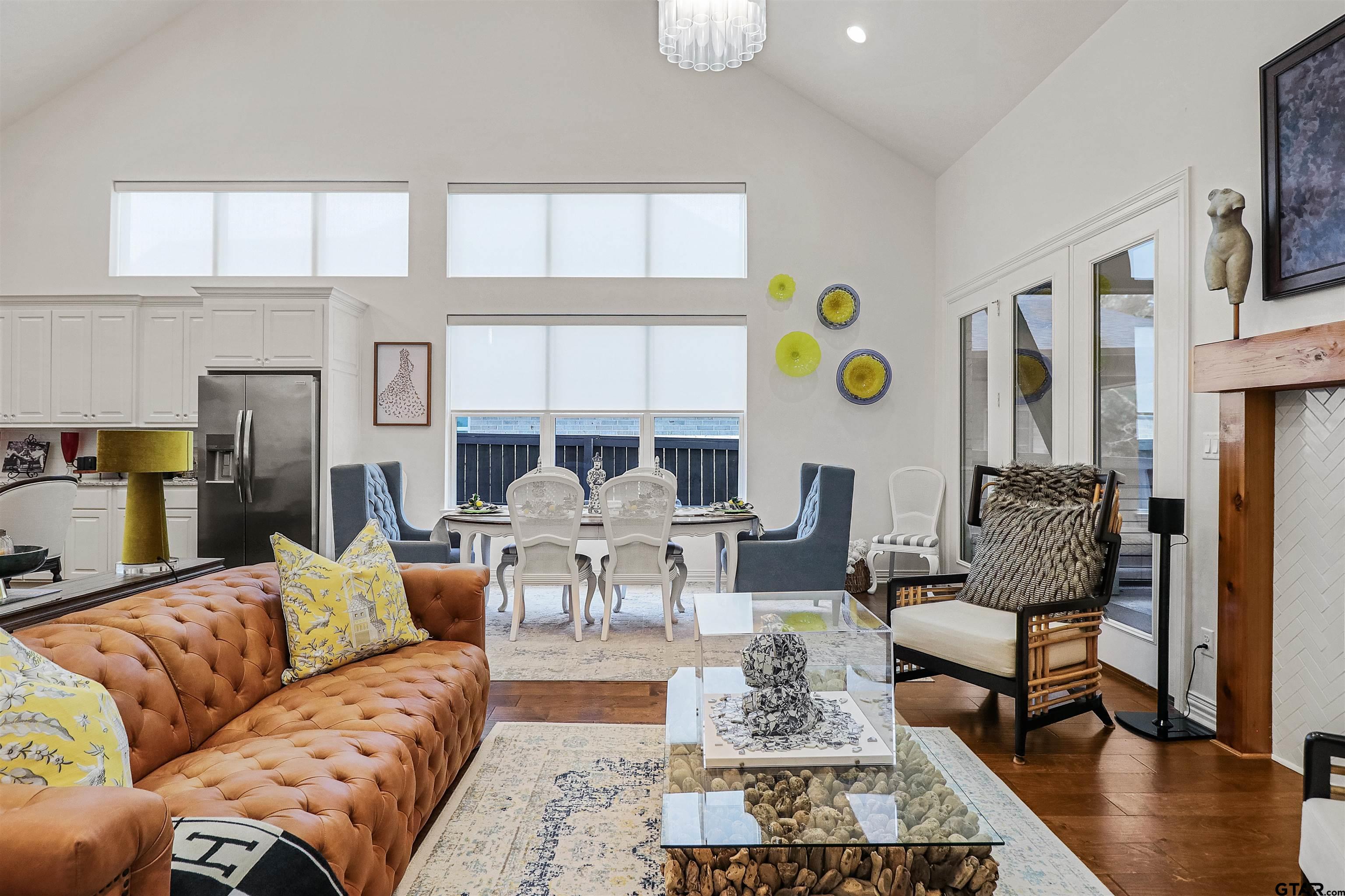 9139 Long Branch