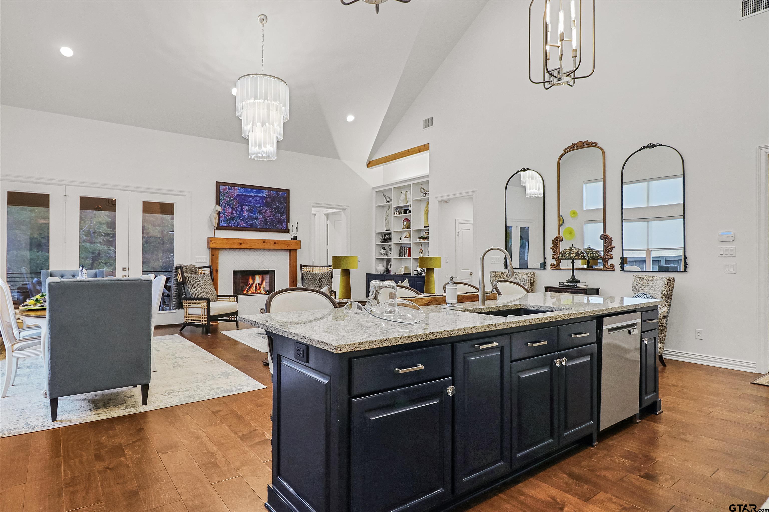 9139 Long Branch