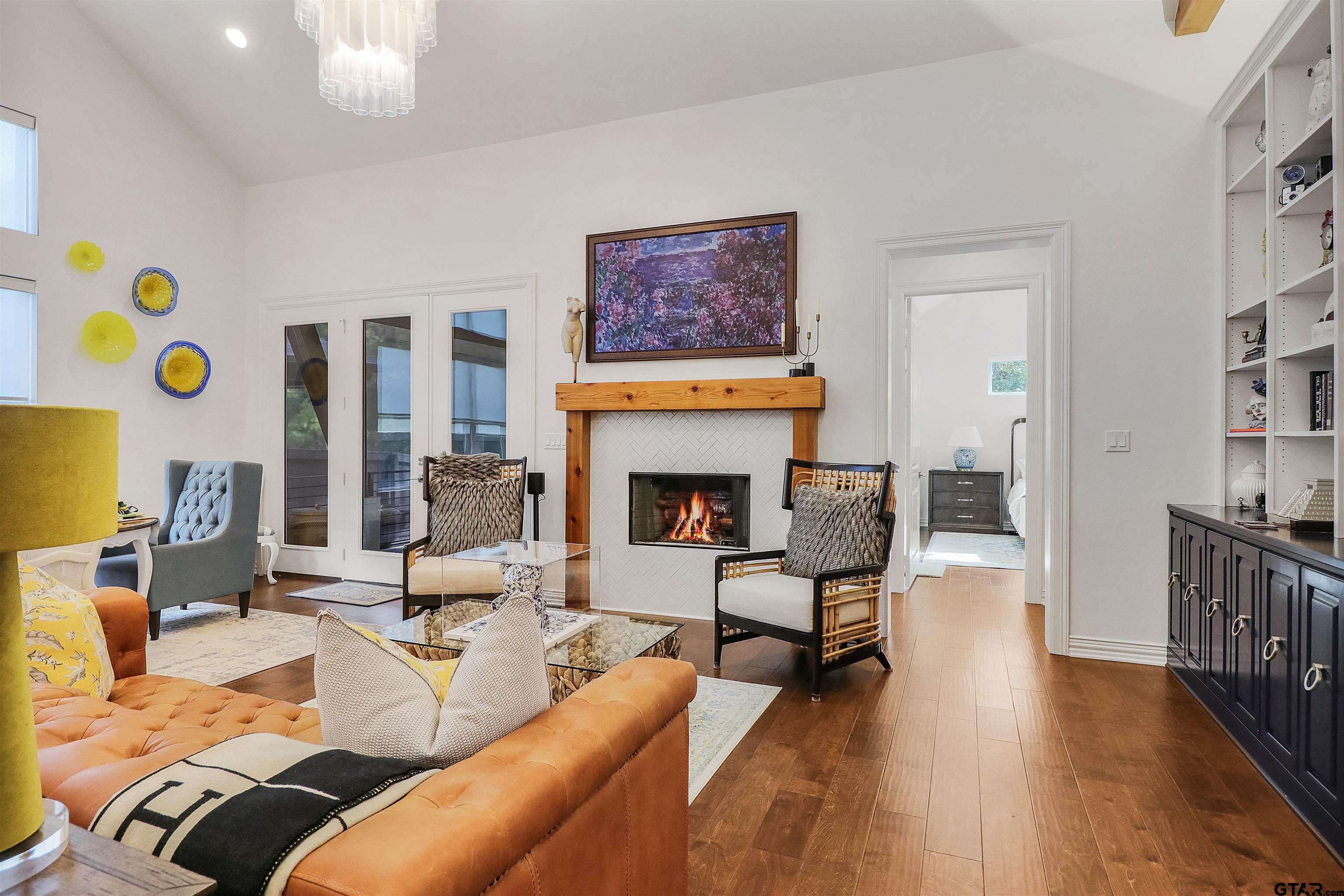 9139 Long Branch