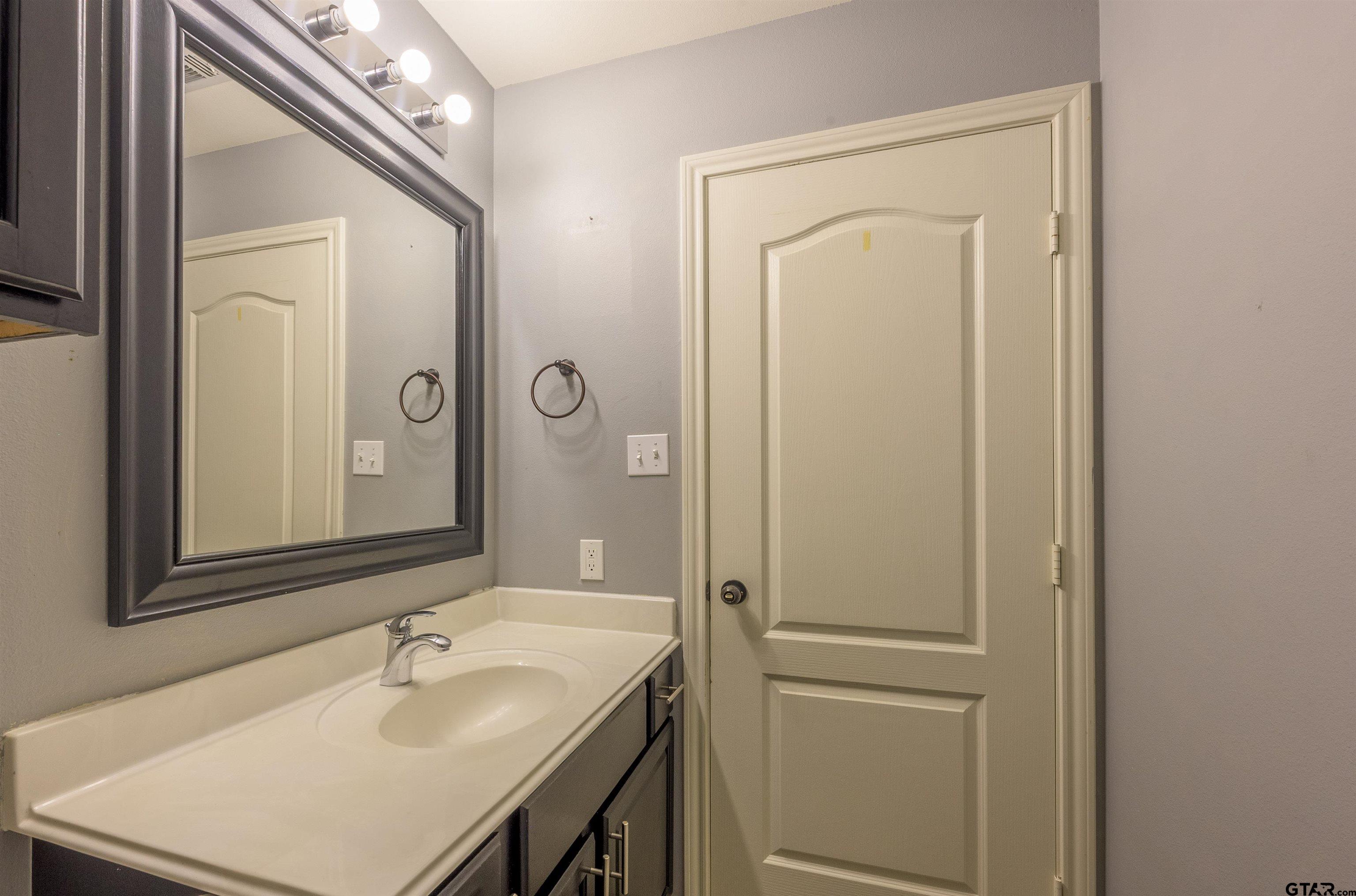 10807 Westhaven Circle
