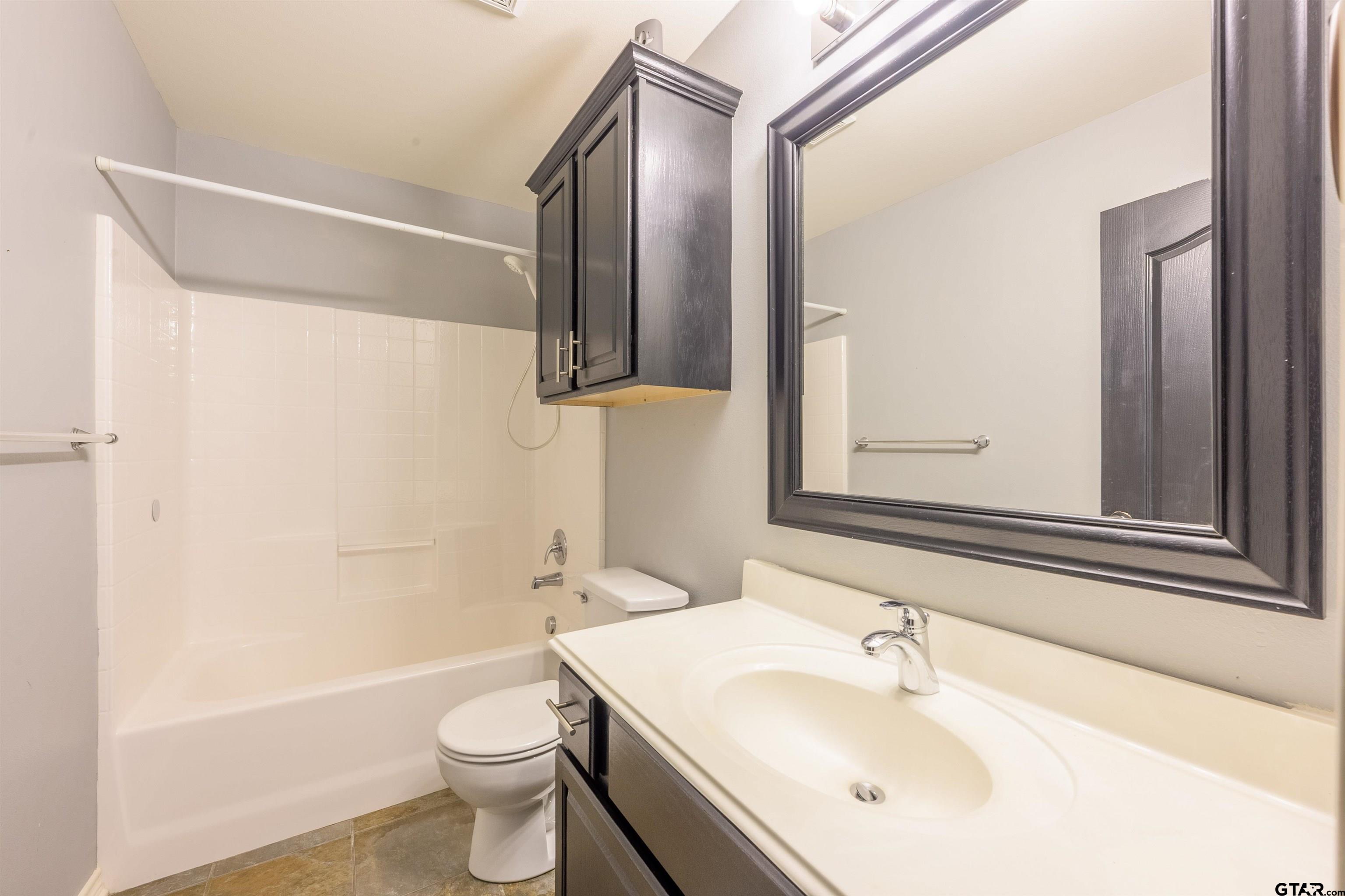 10807 Westhaven Circle