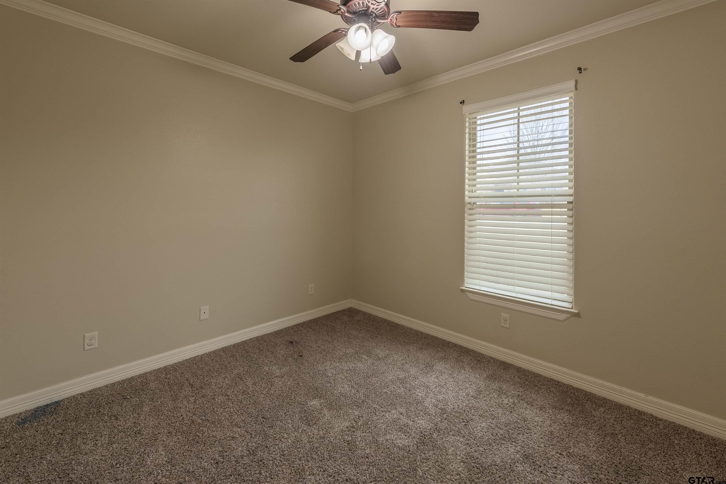 7364 Flat Rock