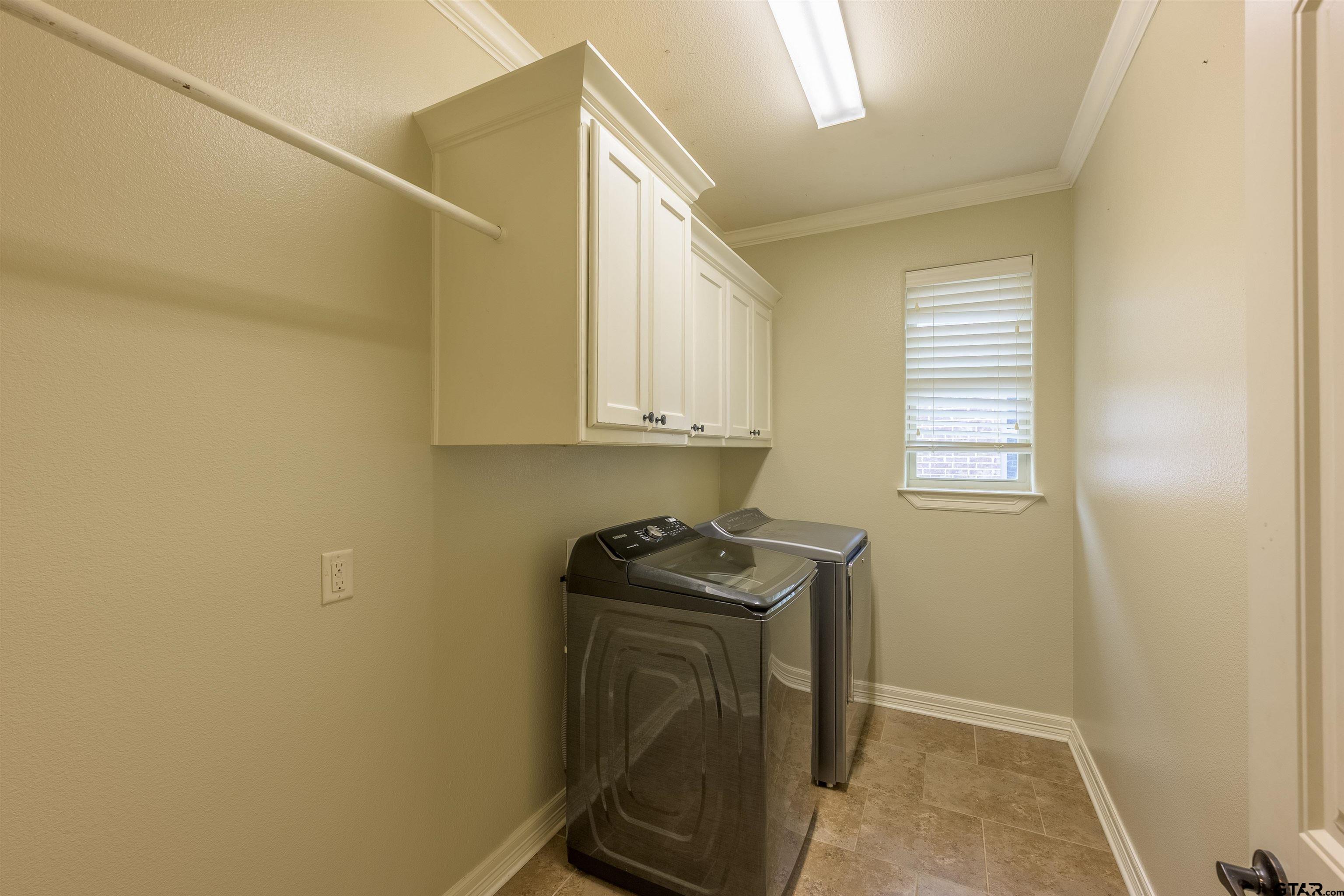 7364 Flat Rock