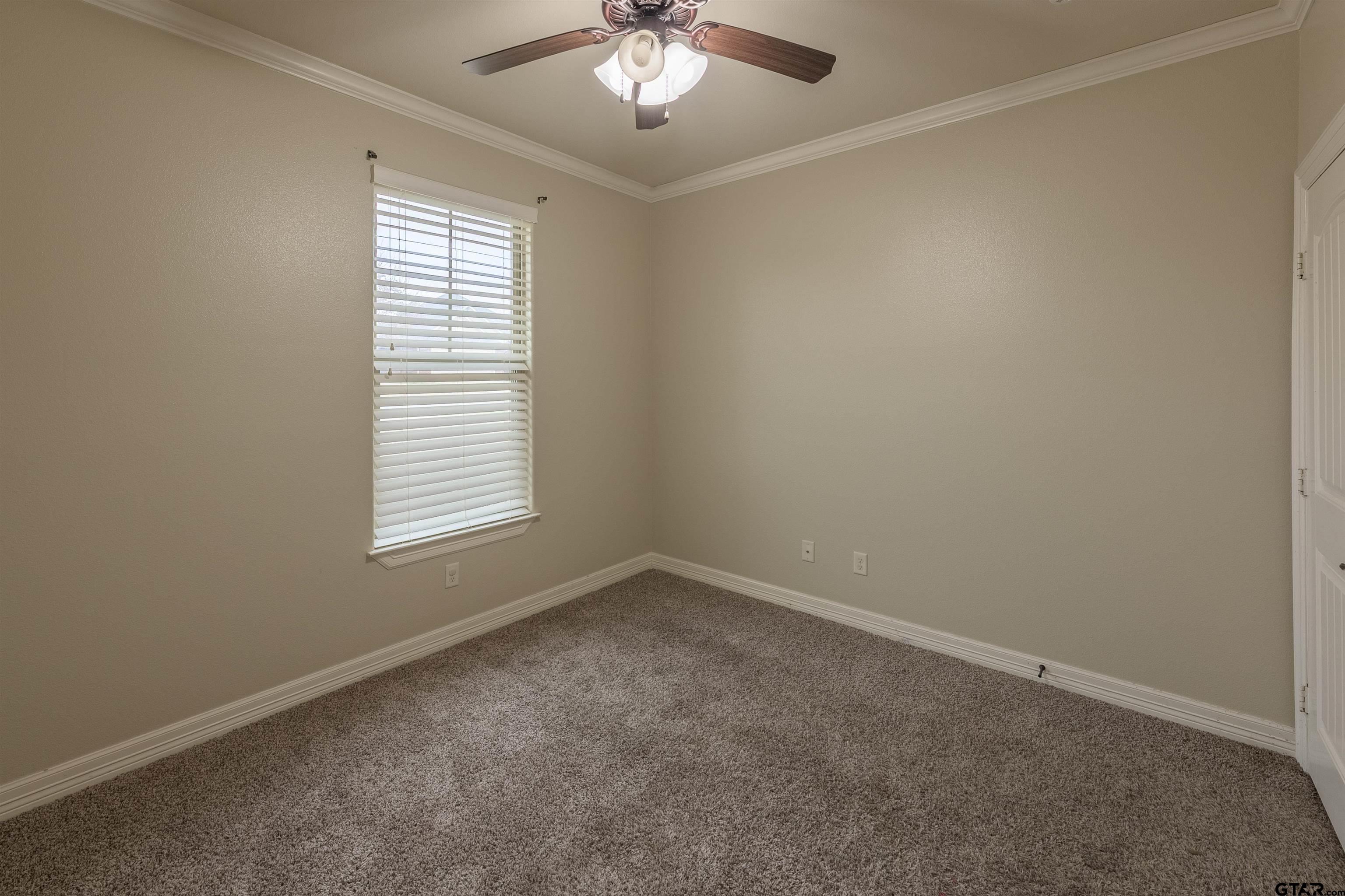 7364 Flat Rock