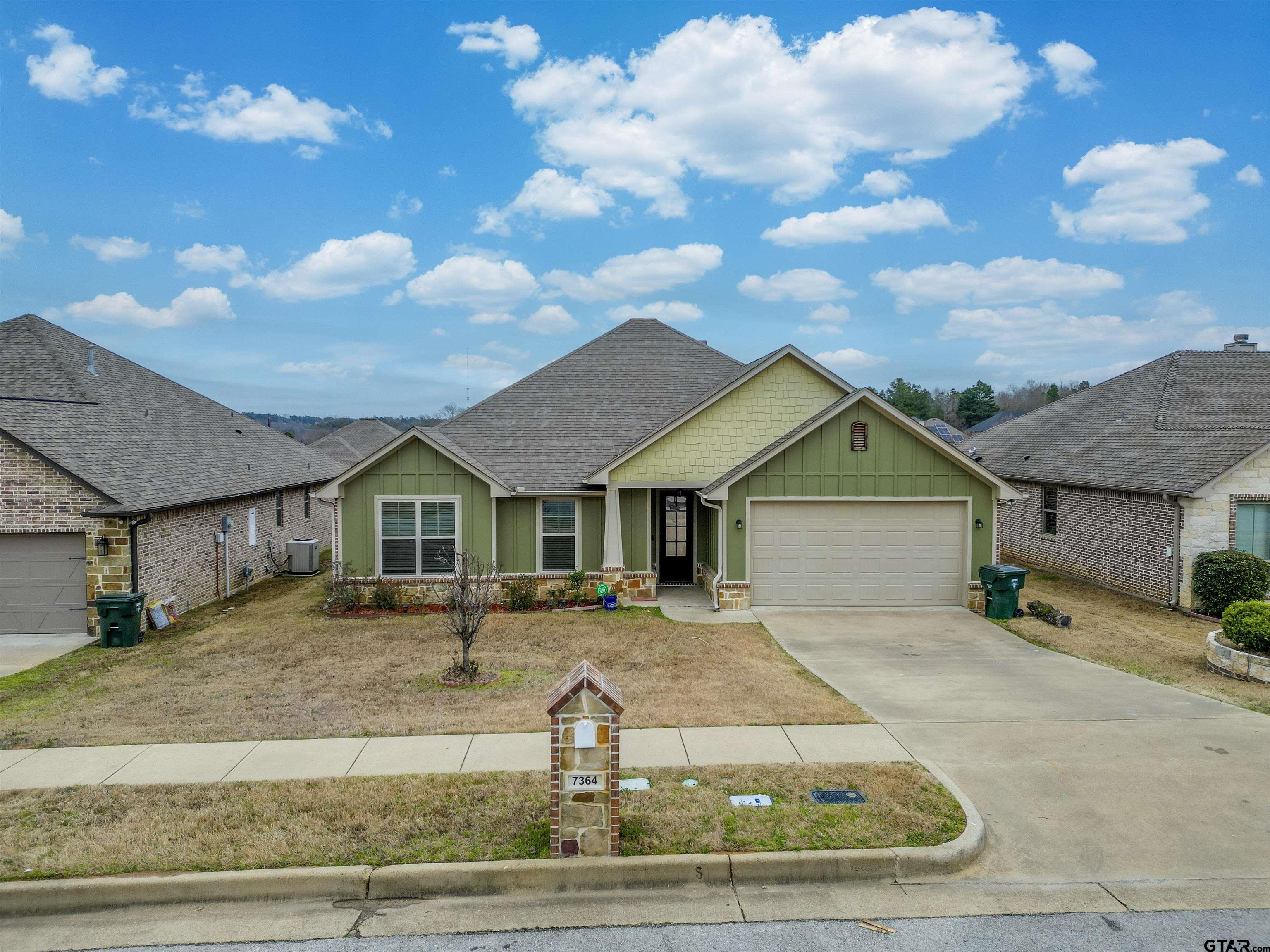 7364 Flat Rock