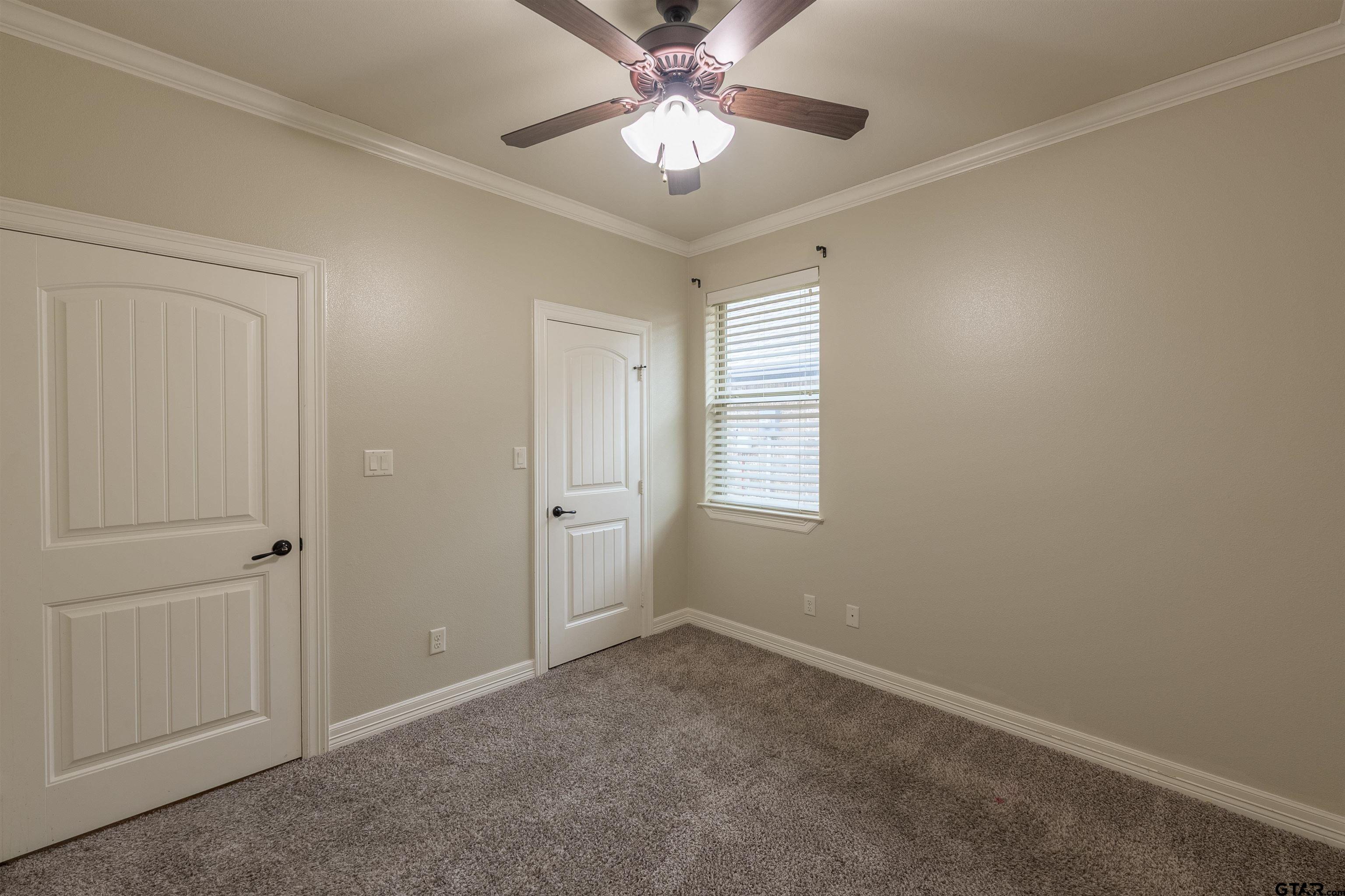 7364 Flat Rock