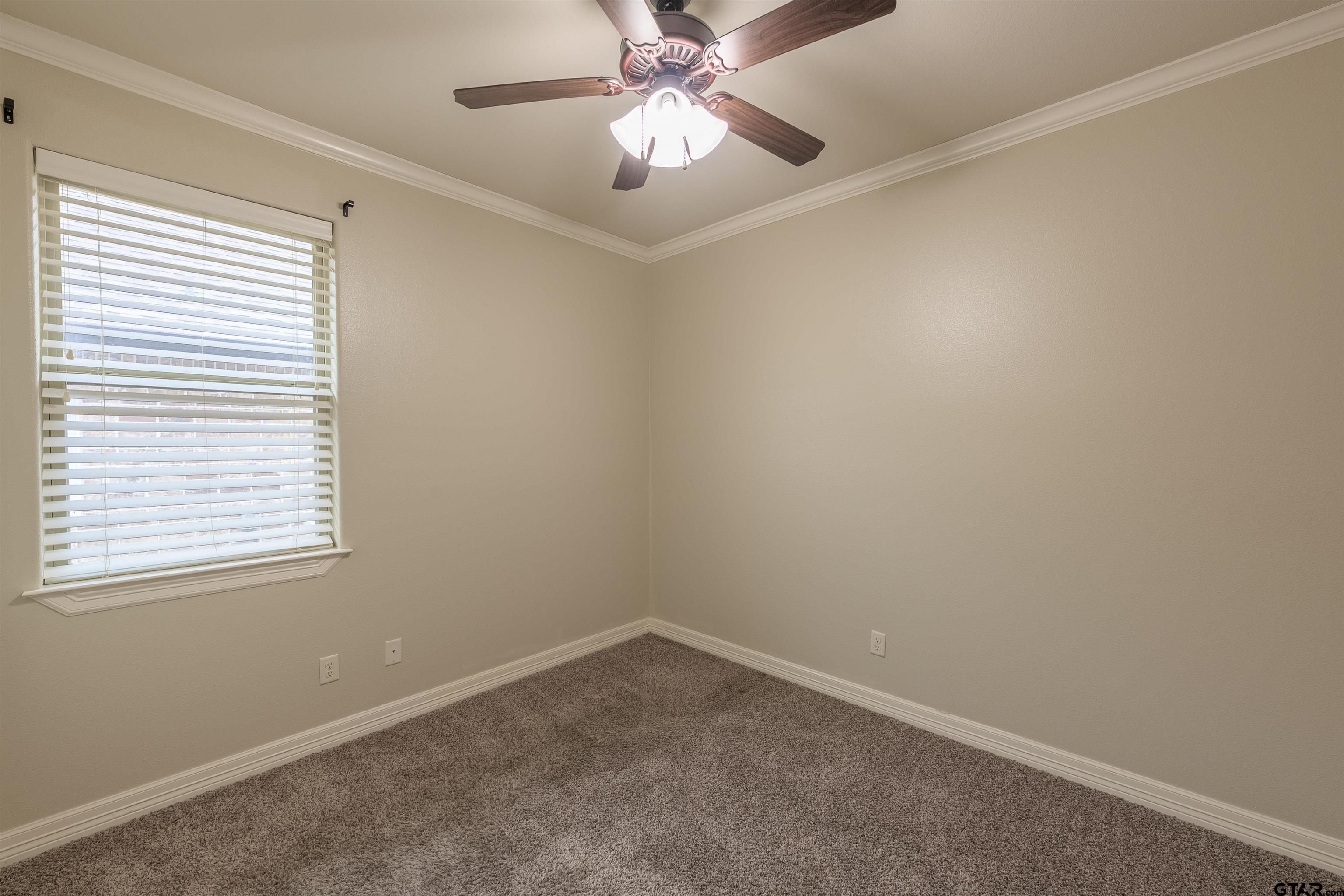 7364 Flat Rock