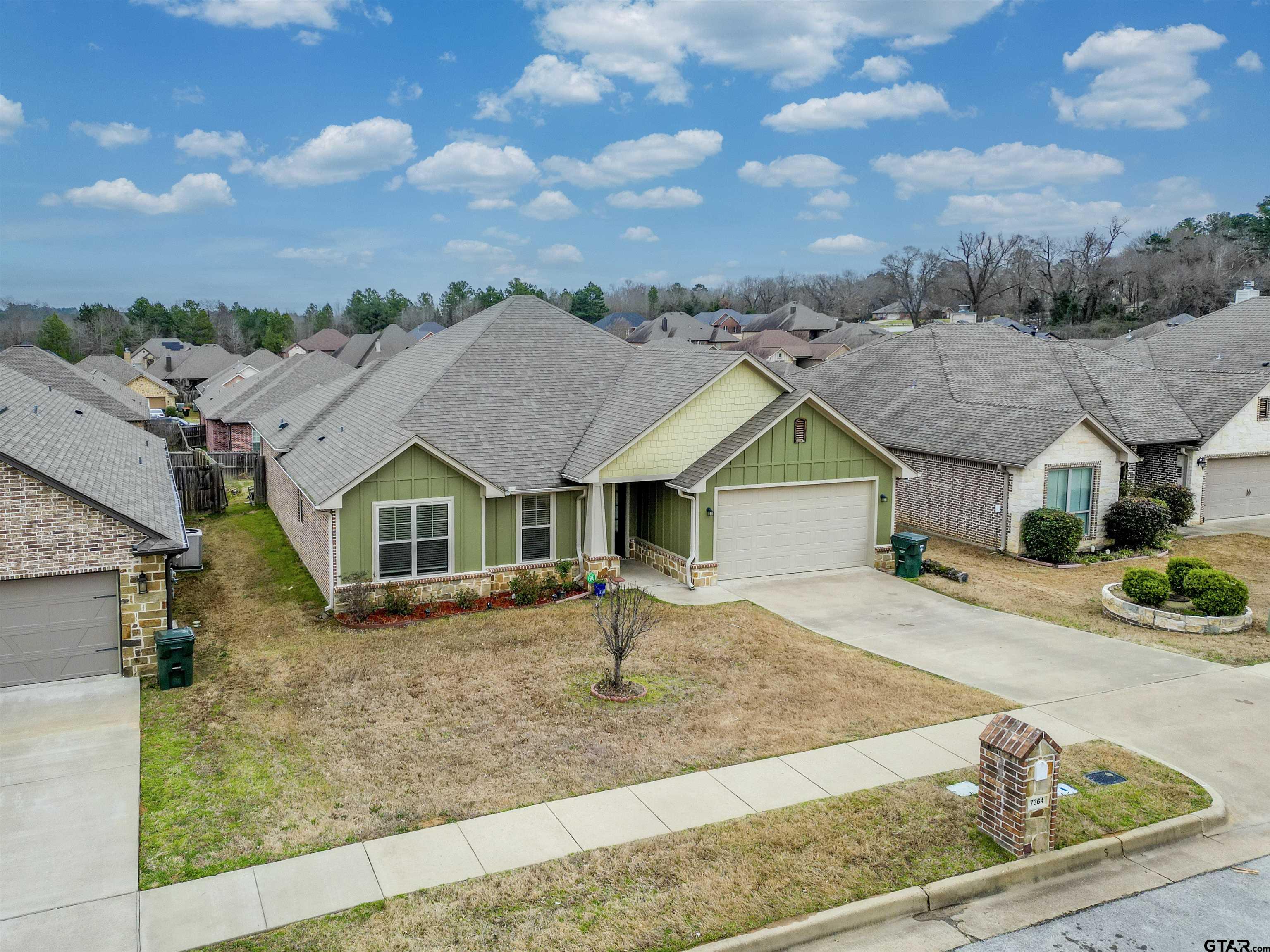 7364 Flat Rock