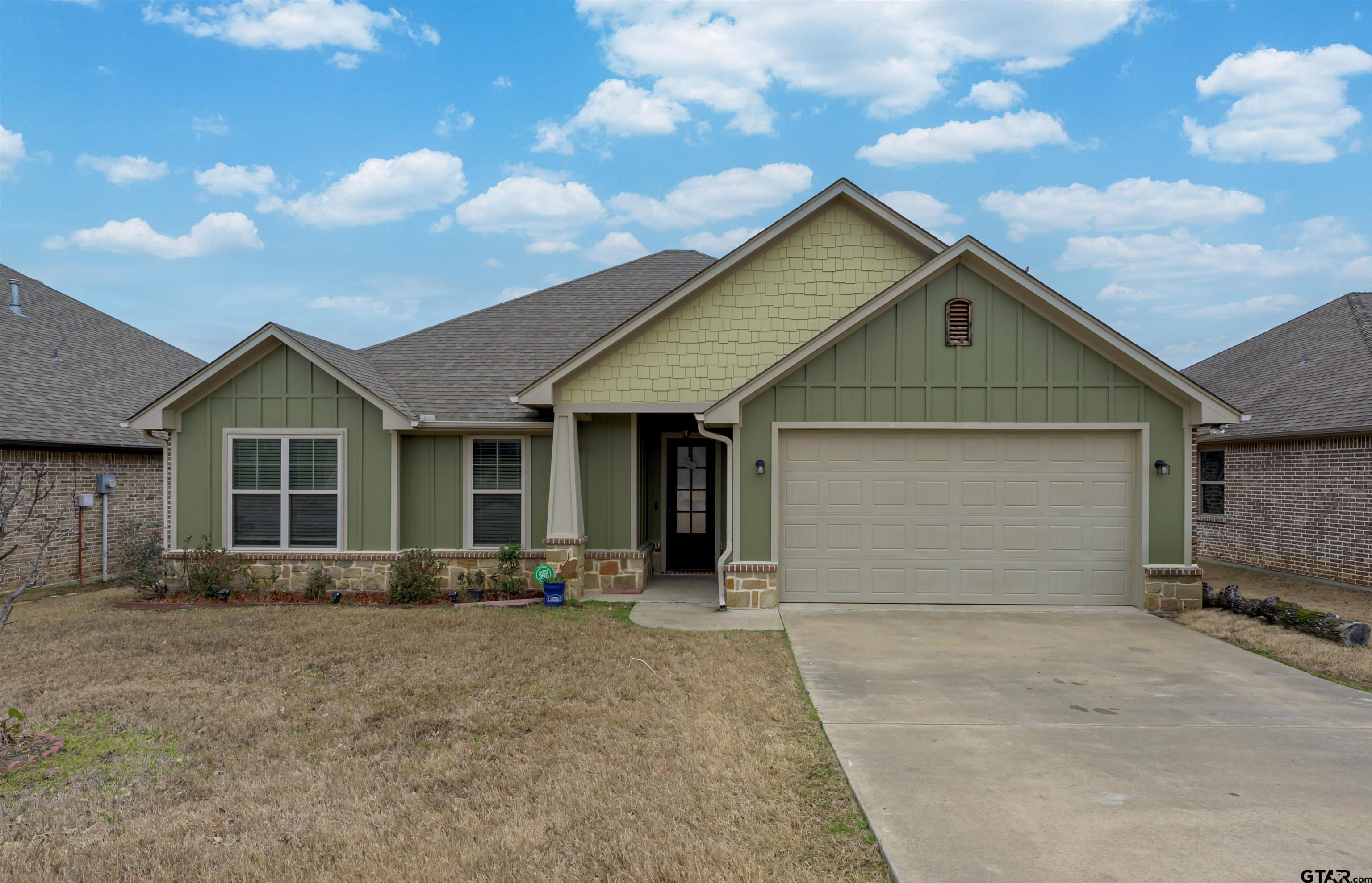 7364 Flat Rock