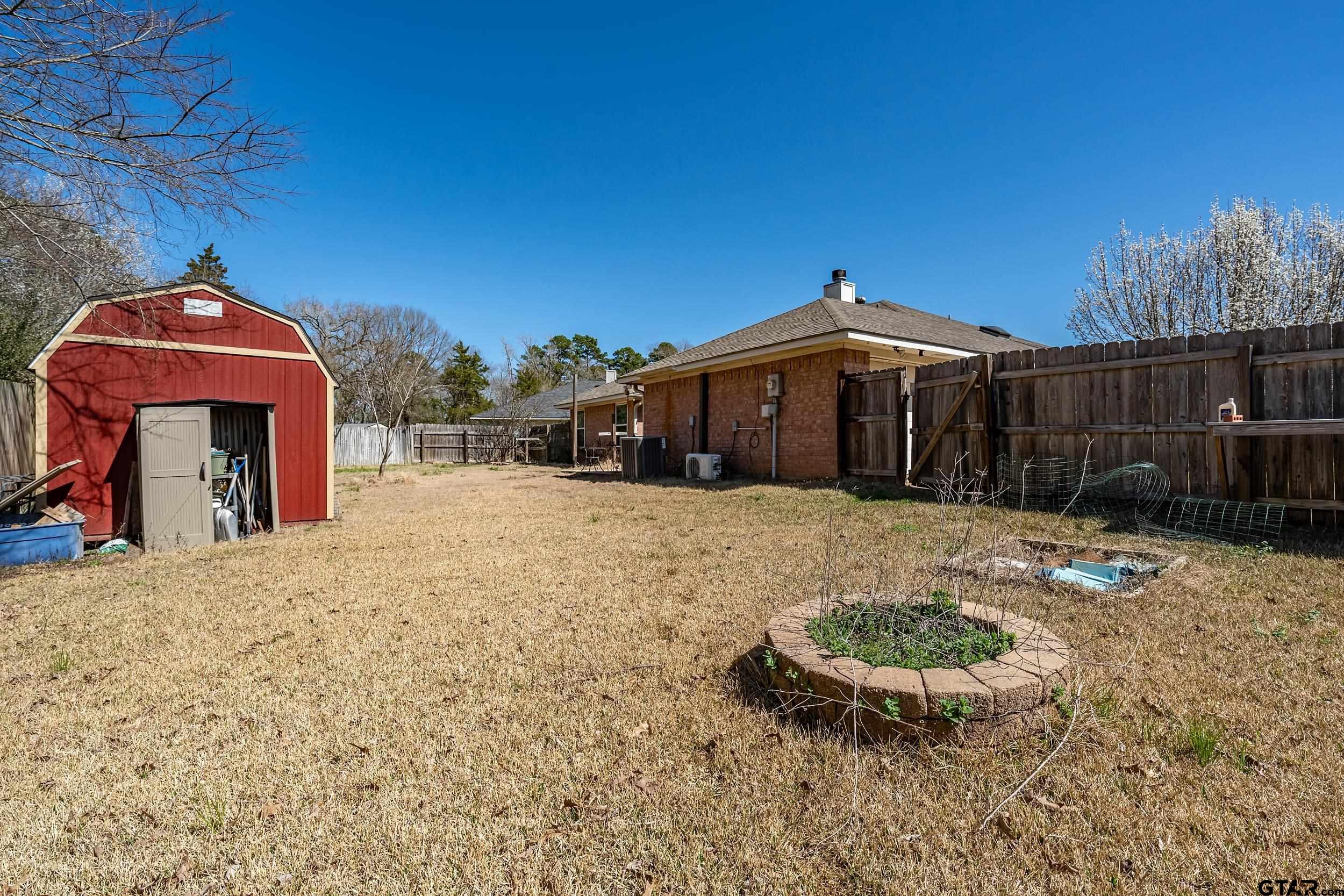 308 Amanda Ct.