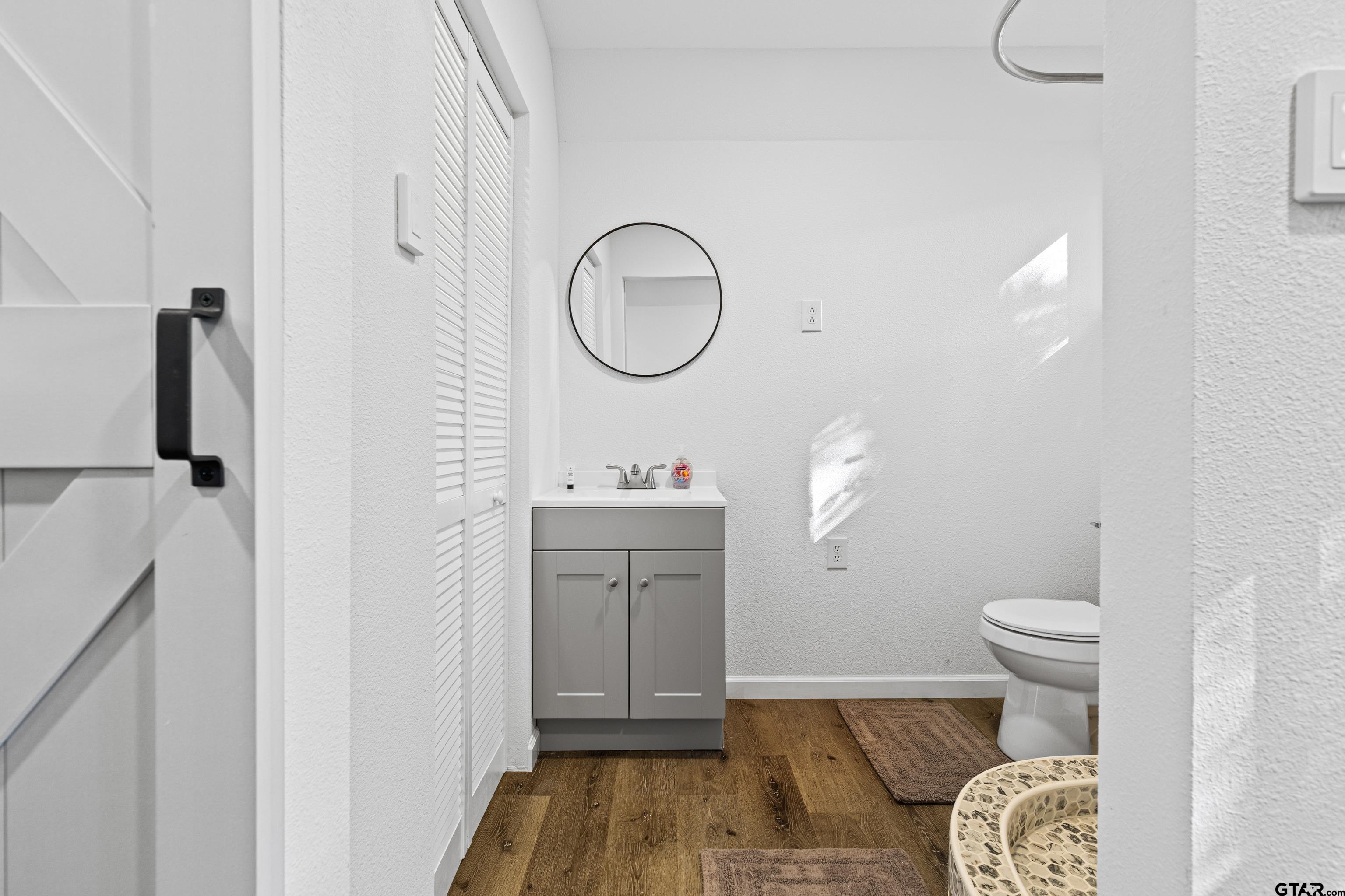 448 Private Road 6685