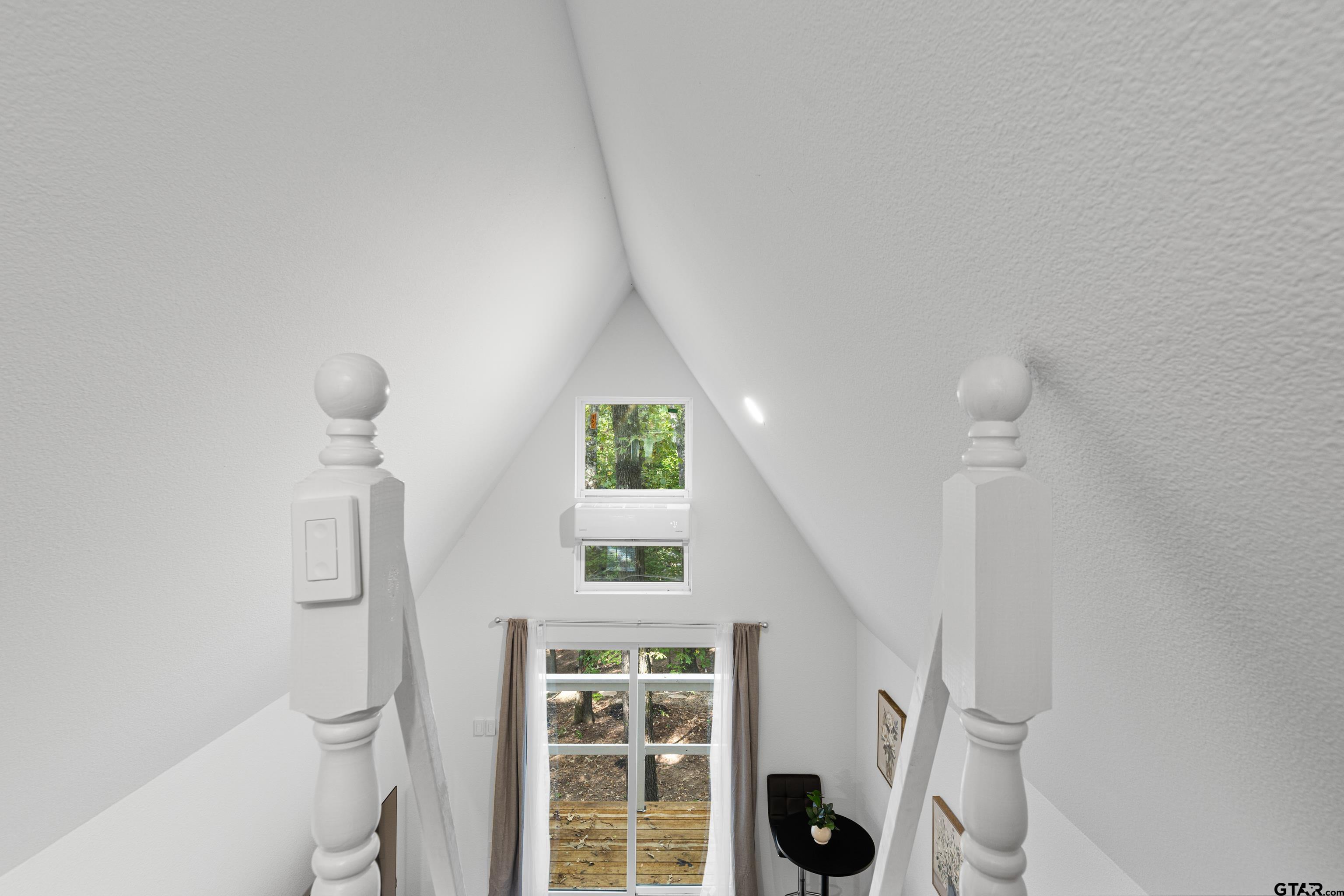 448 Private Road 6685