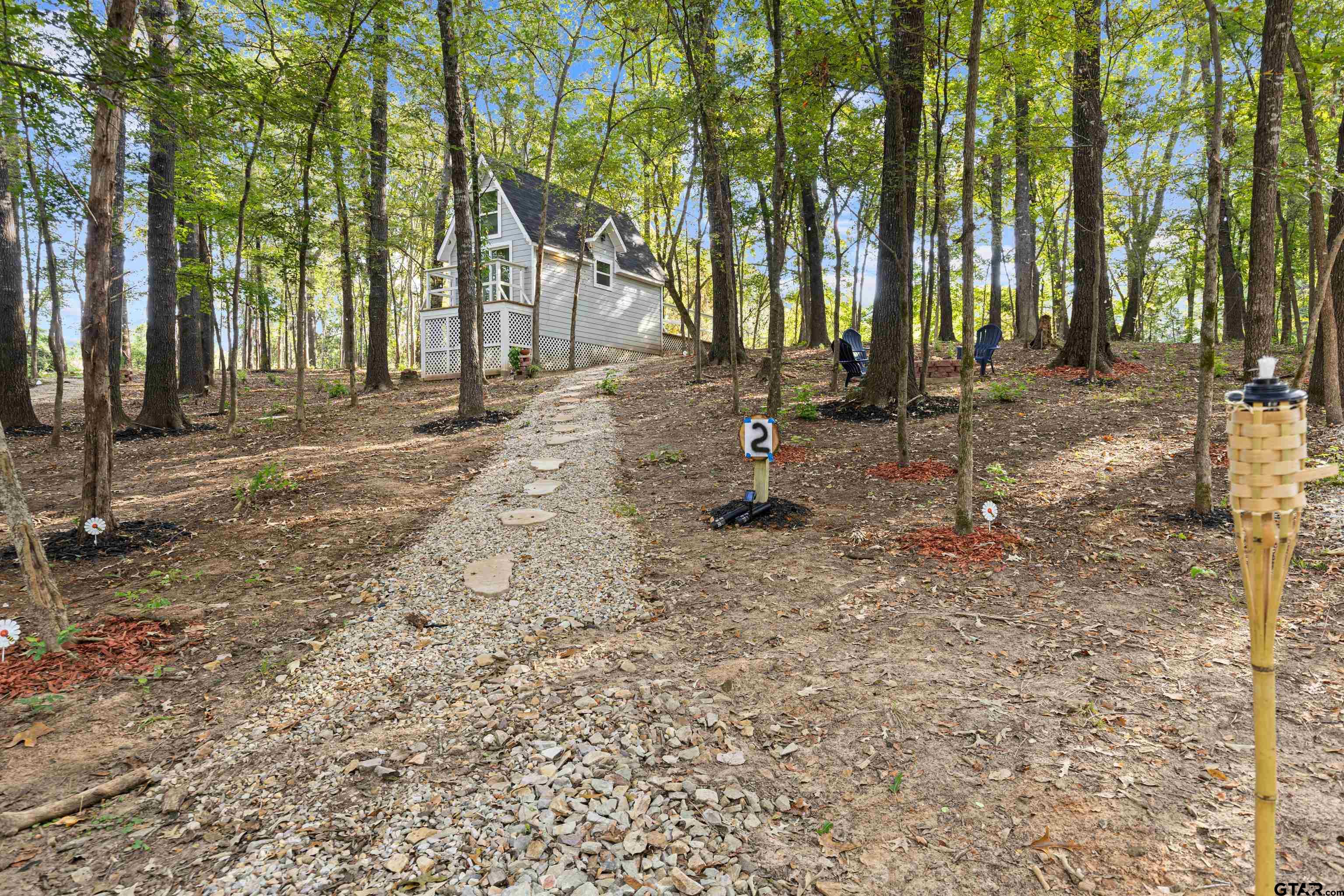 448 Private Road 6685