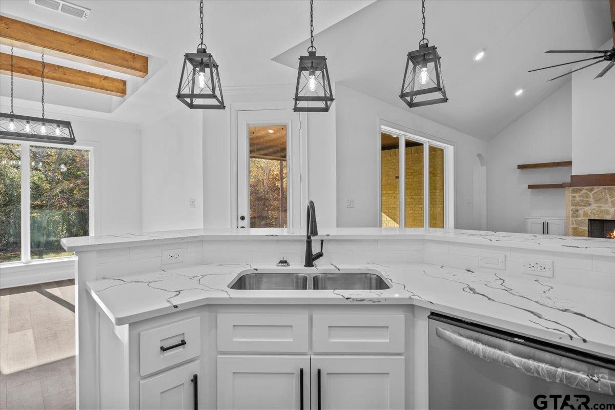 13563 Country Glen