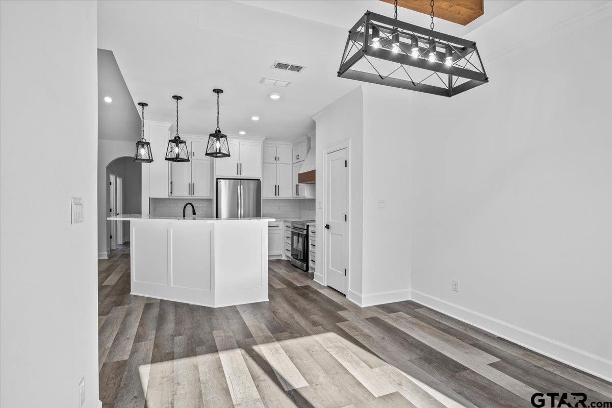 13563 Country Glen