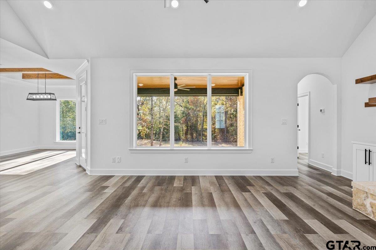 13563 Country Glen
