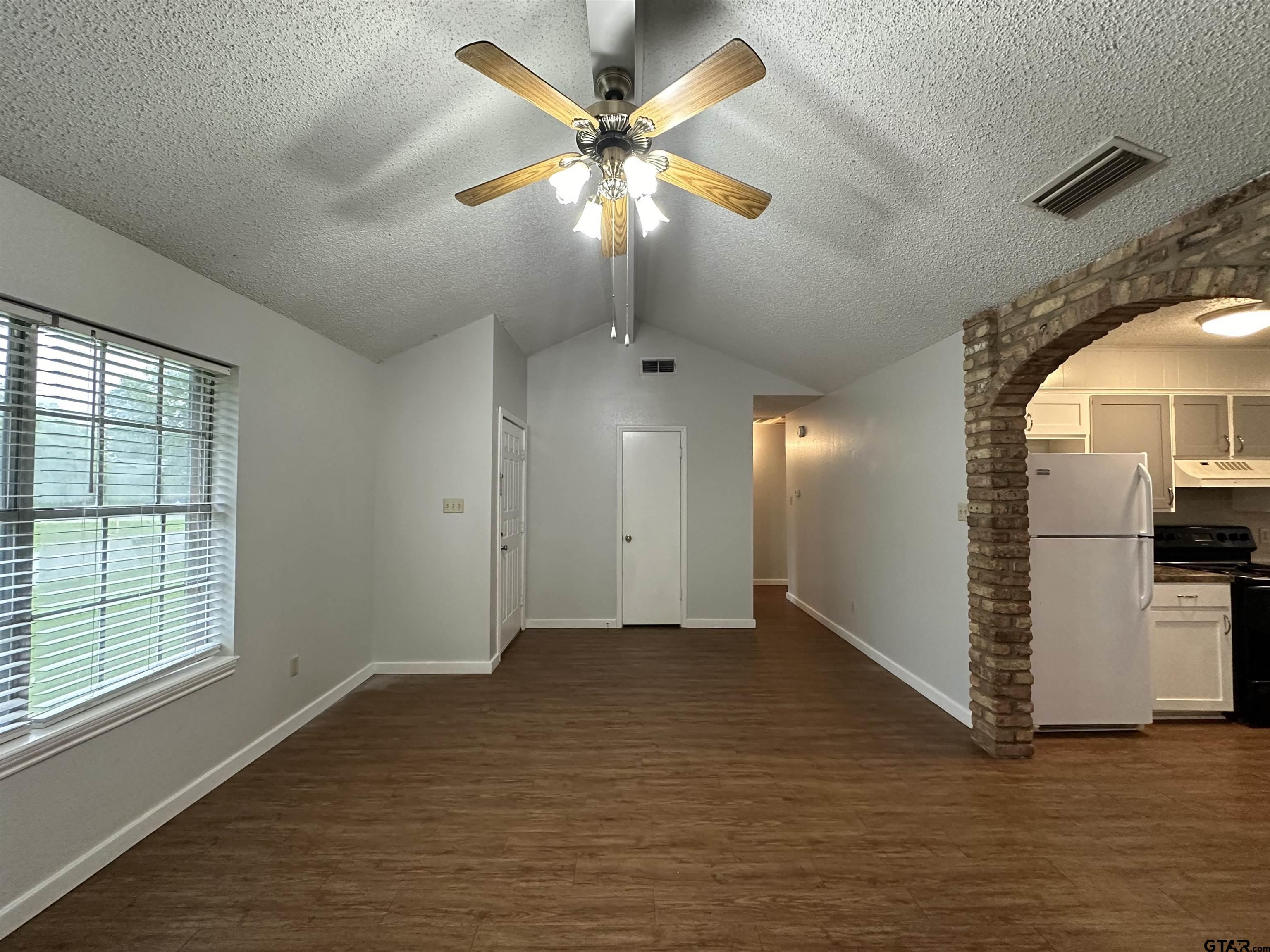 201 Barbara St