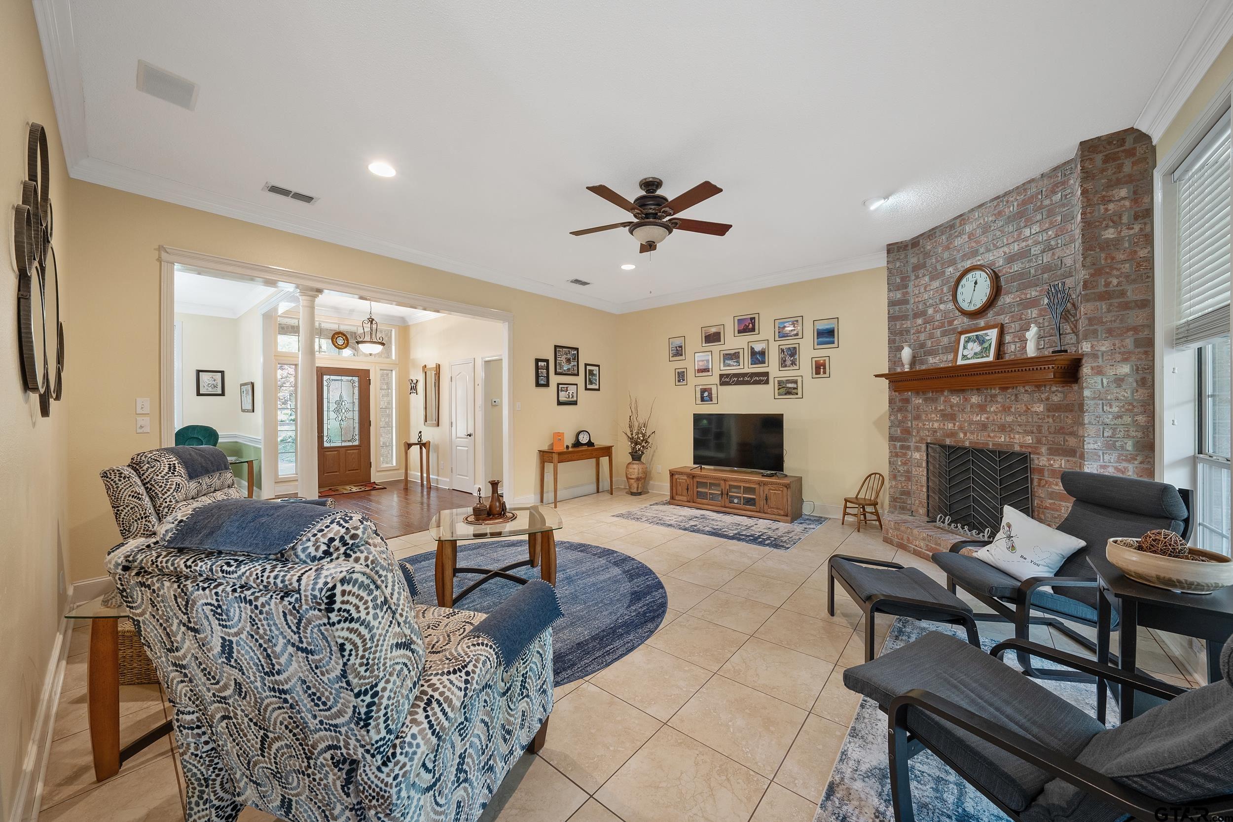 3601 Flagstone
