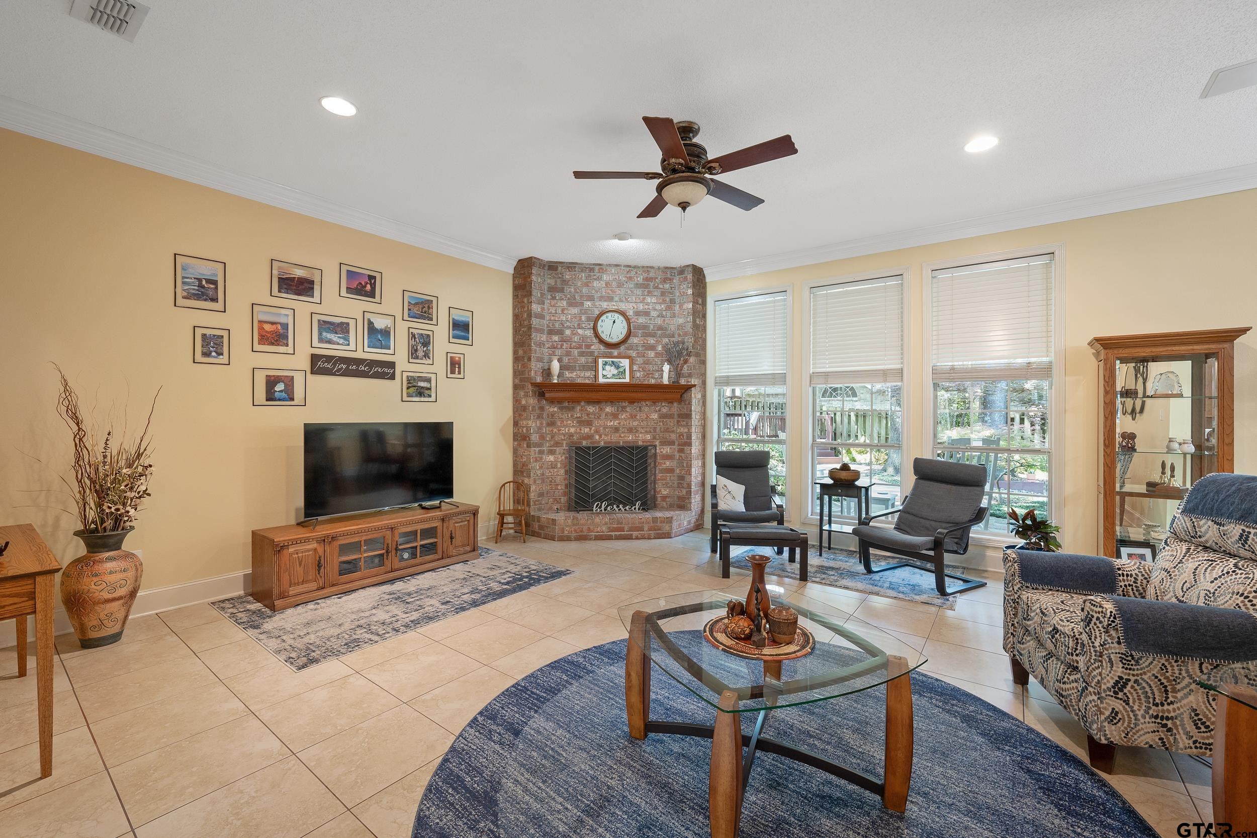 3601 Flagstone