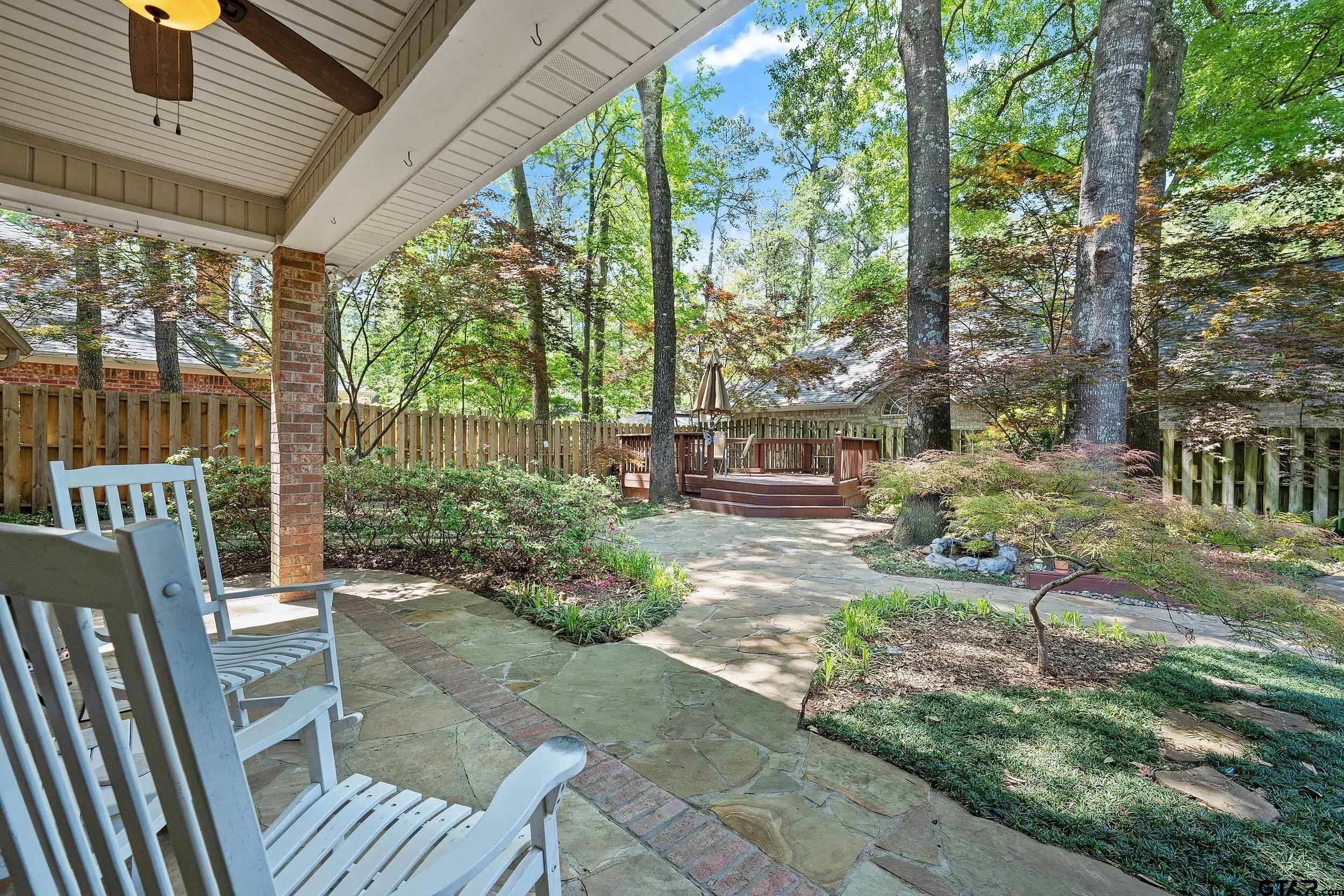 3601 Flagstone
