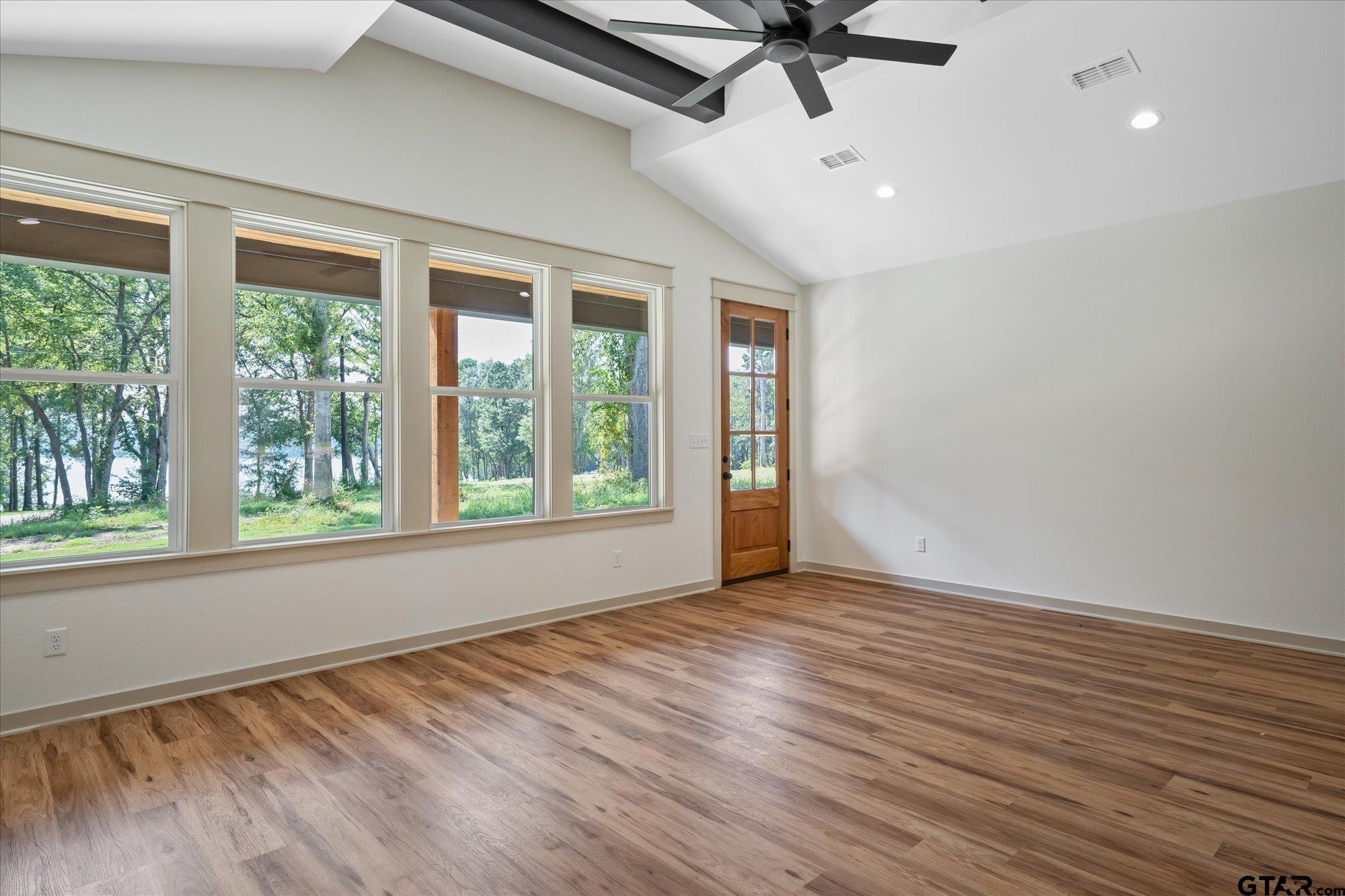 13887 County Road 294