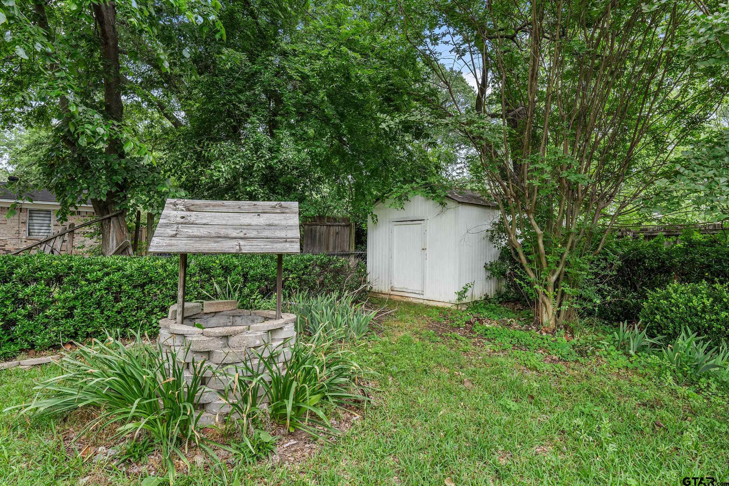 206 Tomlin St