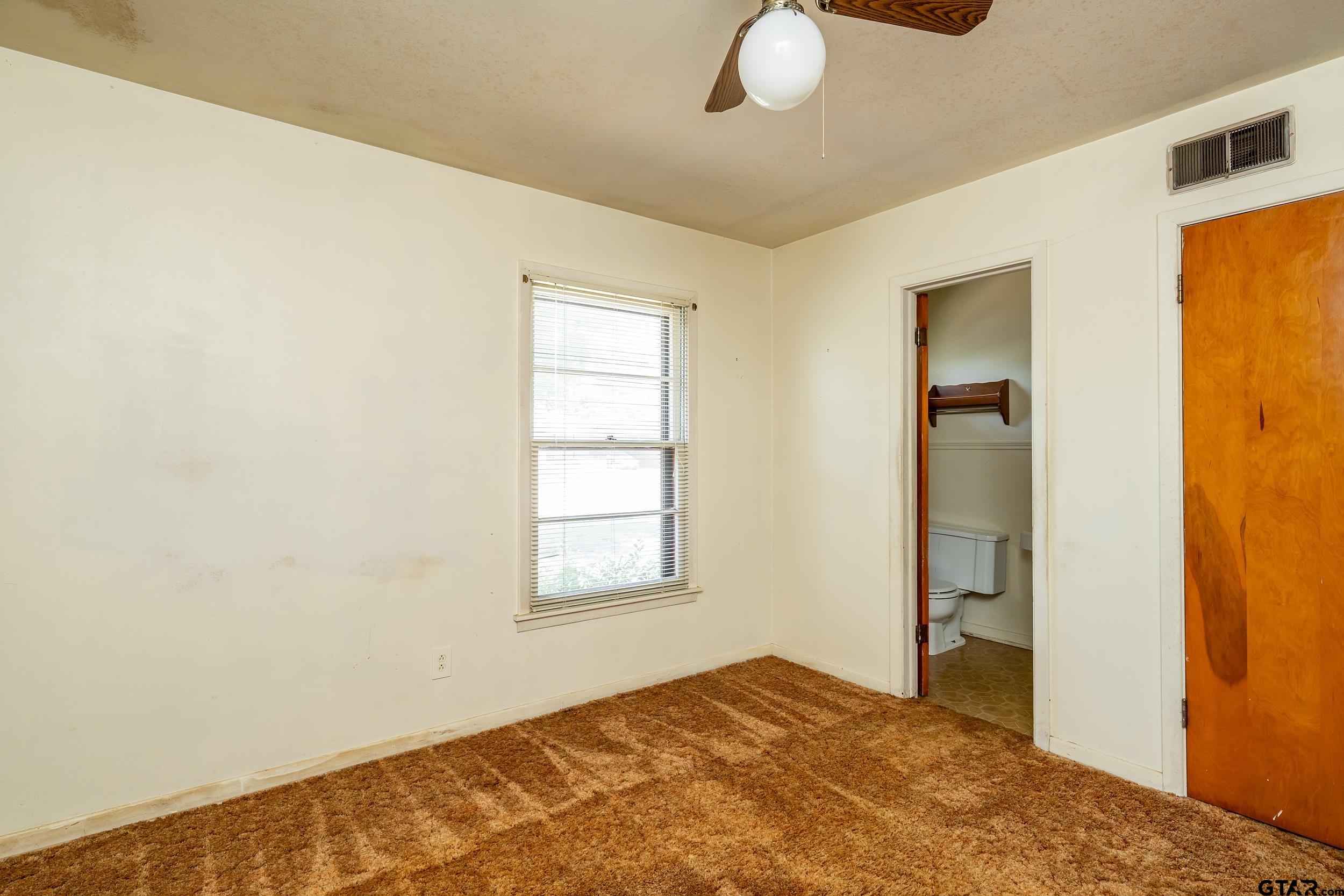 738 S Palmer Ave.