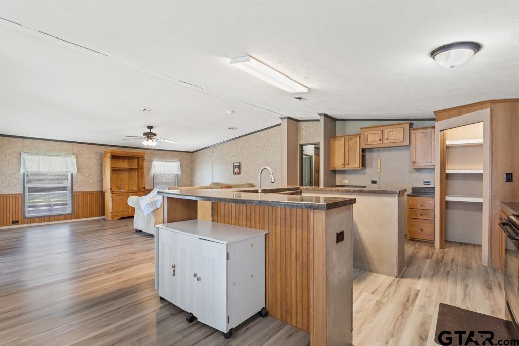 19598 County Road 2343