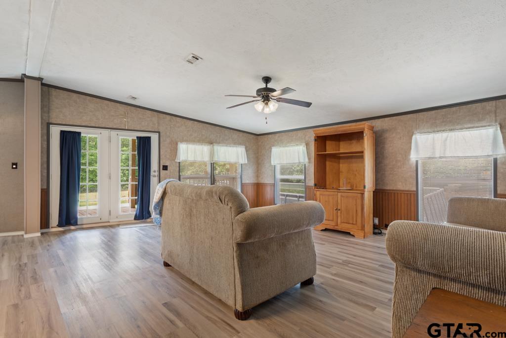 19598 County Road 2343