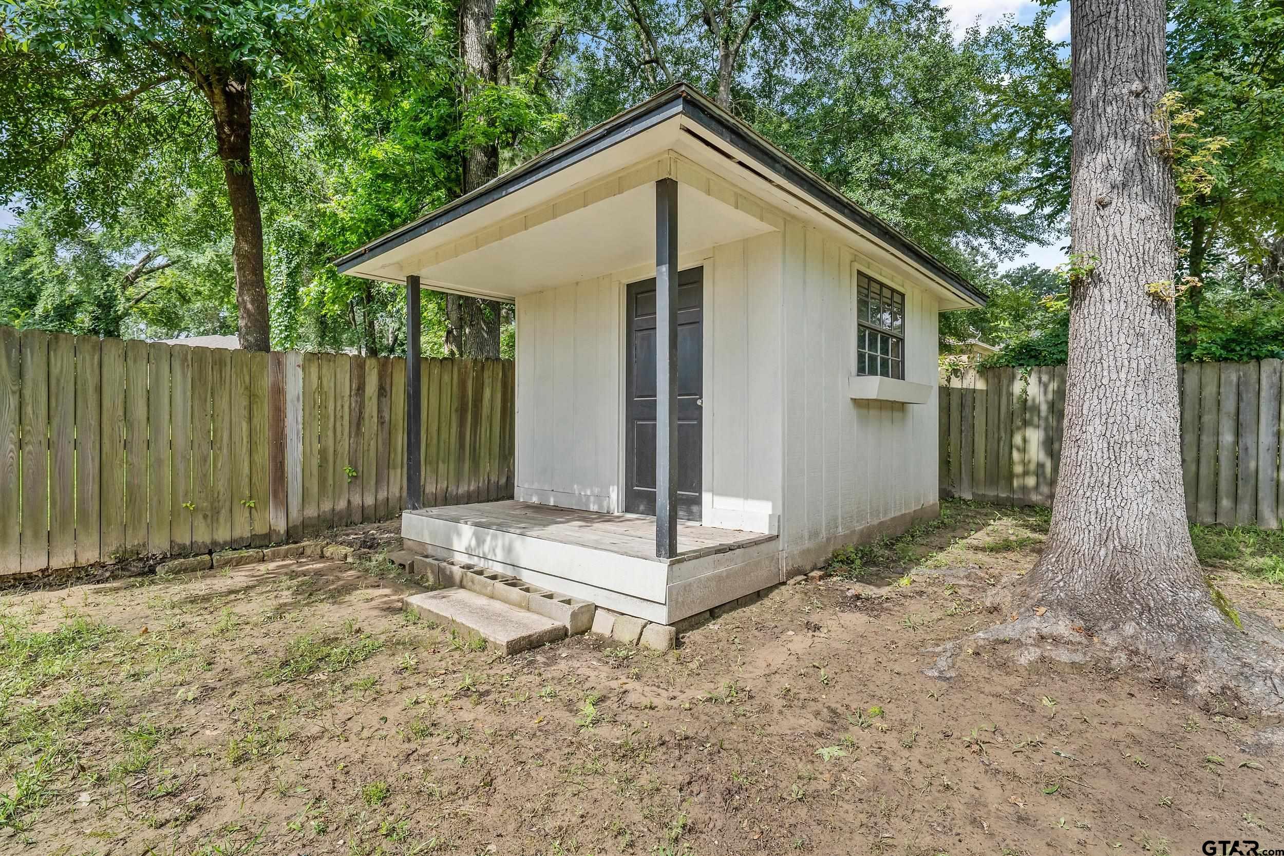 7411 Hollyoak Drive