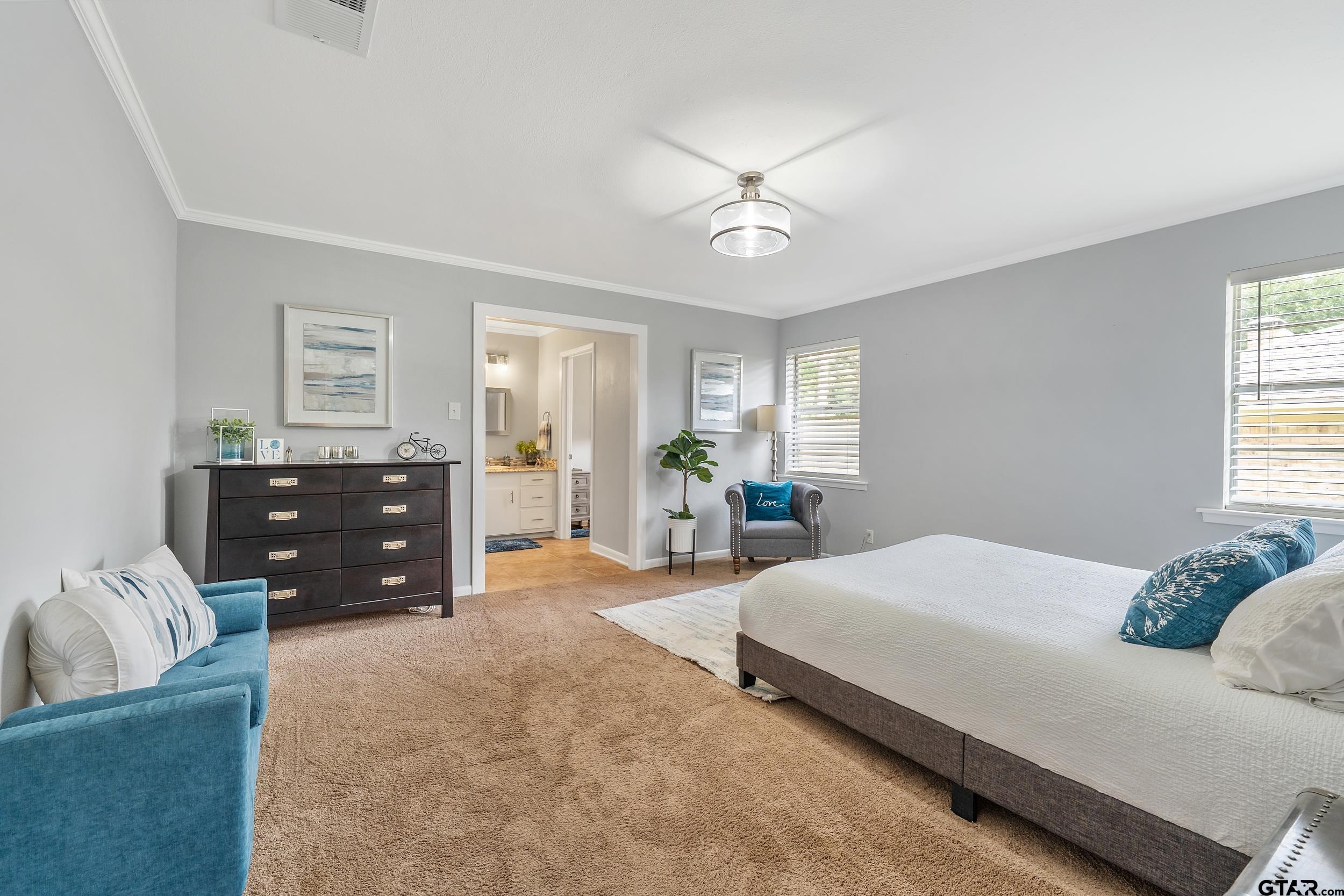 7411 Hollyoak Drive
