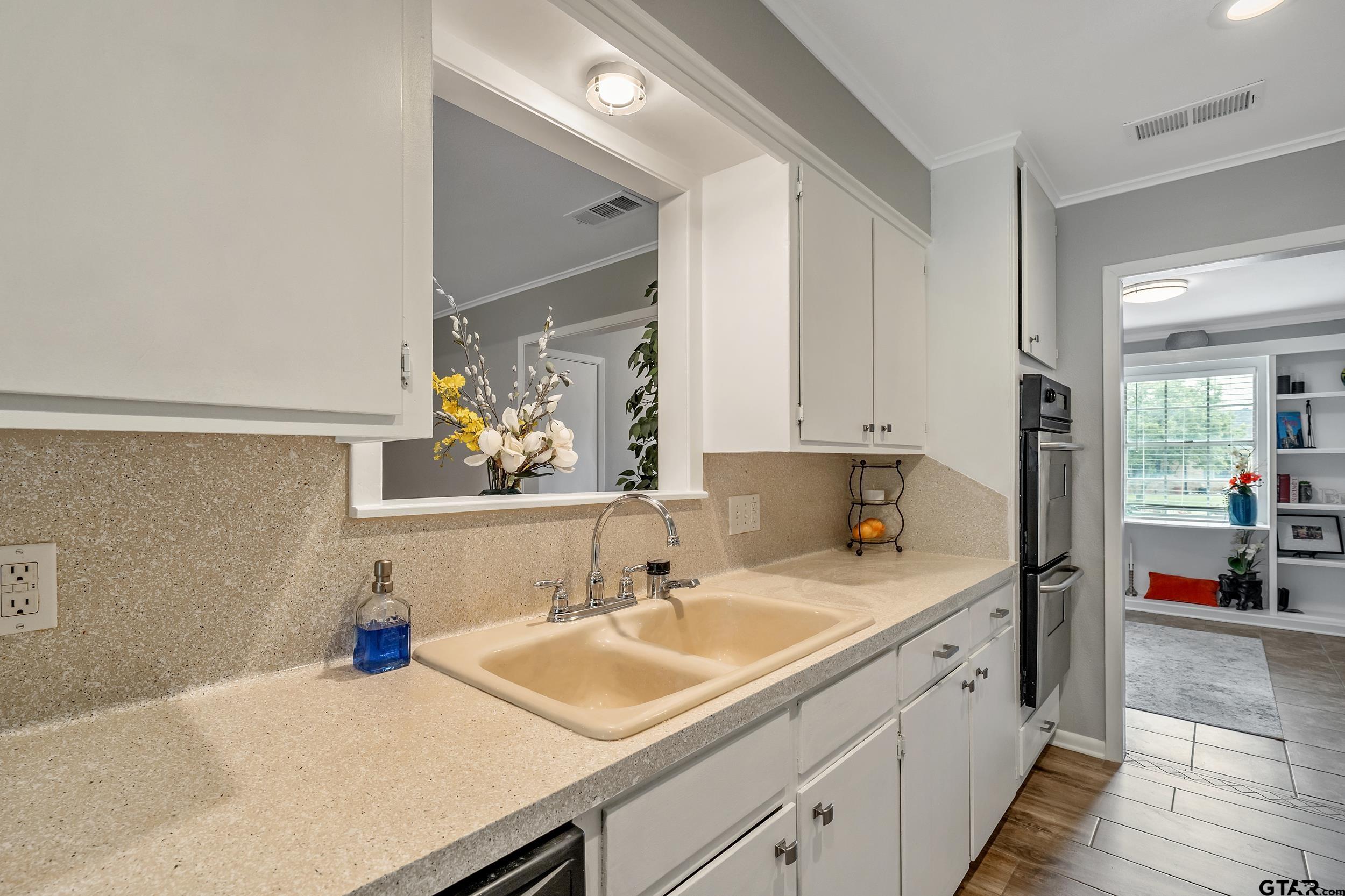 7411 Hollyoak Drive