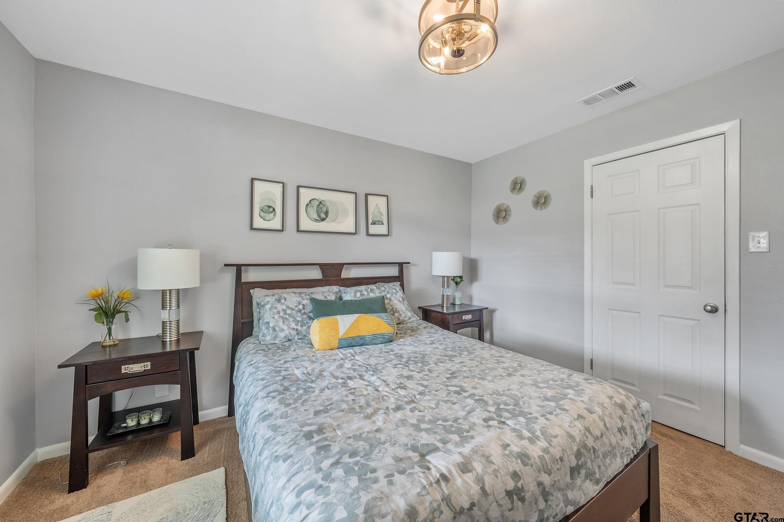 7411 Hollyoak Drive