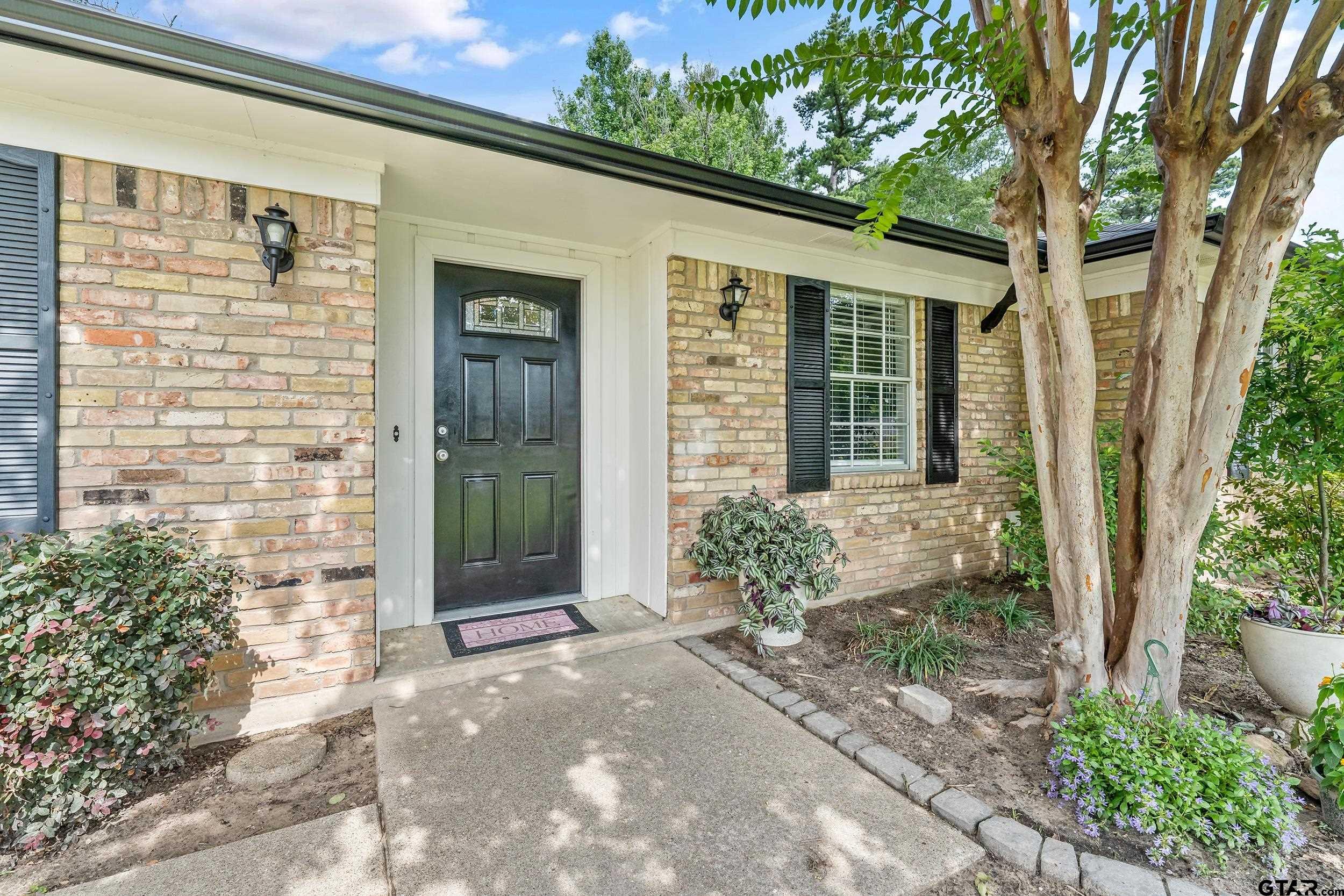 7411 Hollyoak Drive