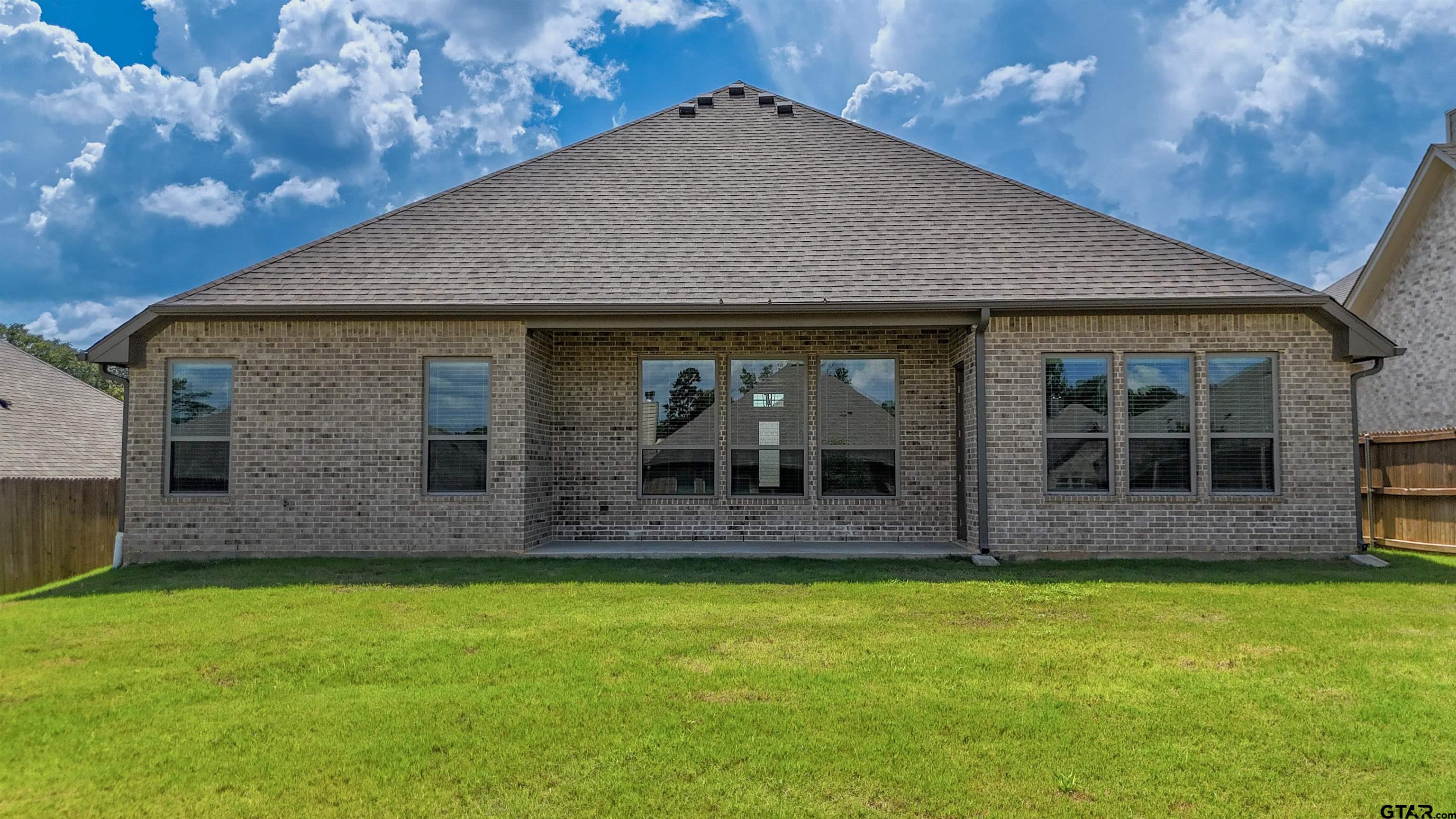 9031 Teal Flight Way