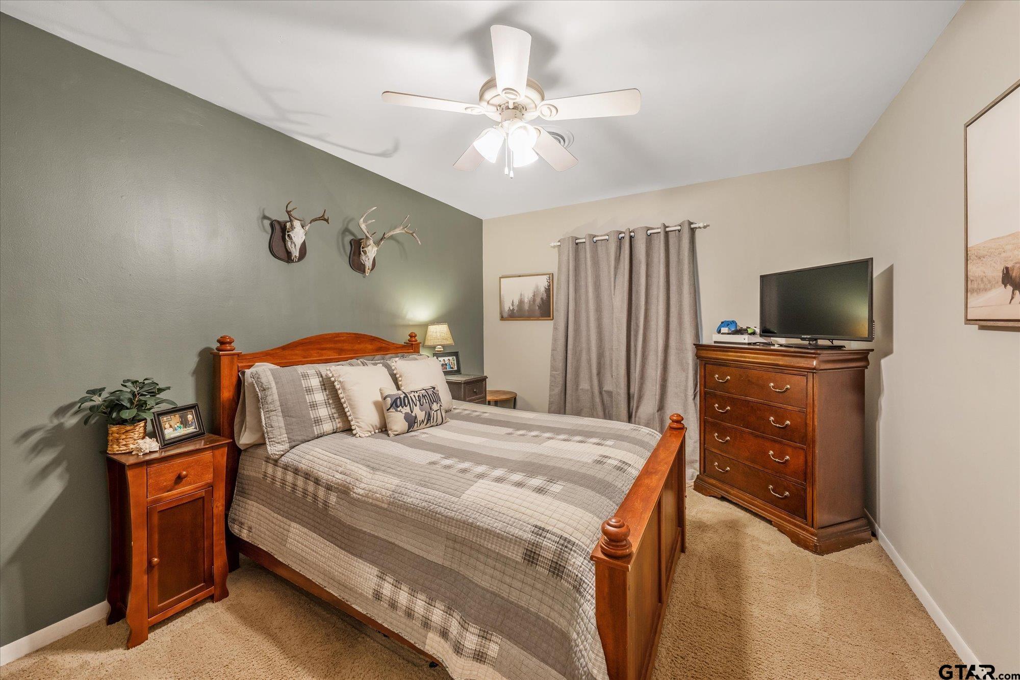 1006 Forest Trail