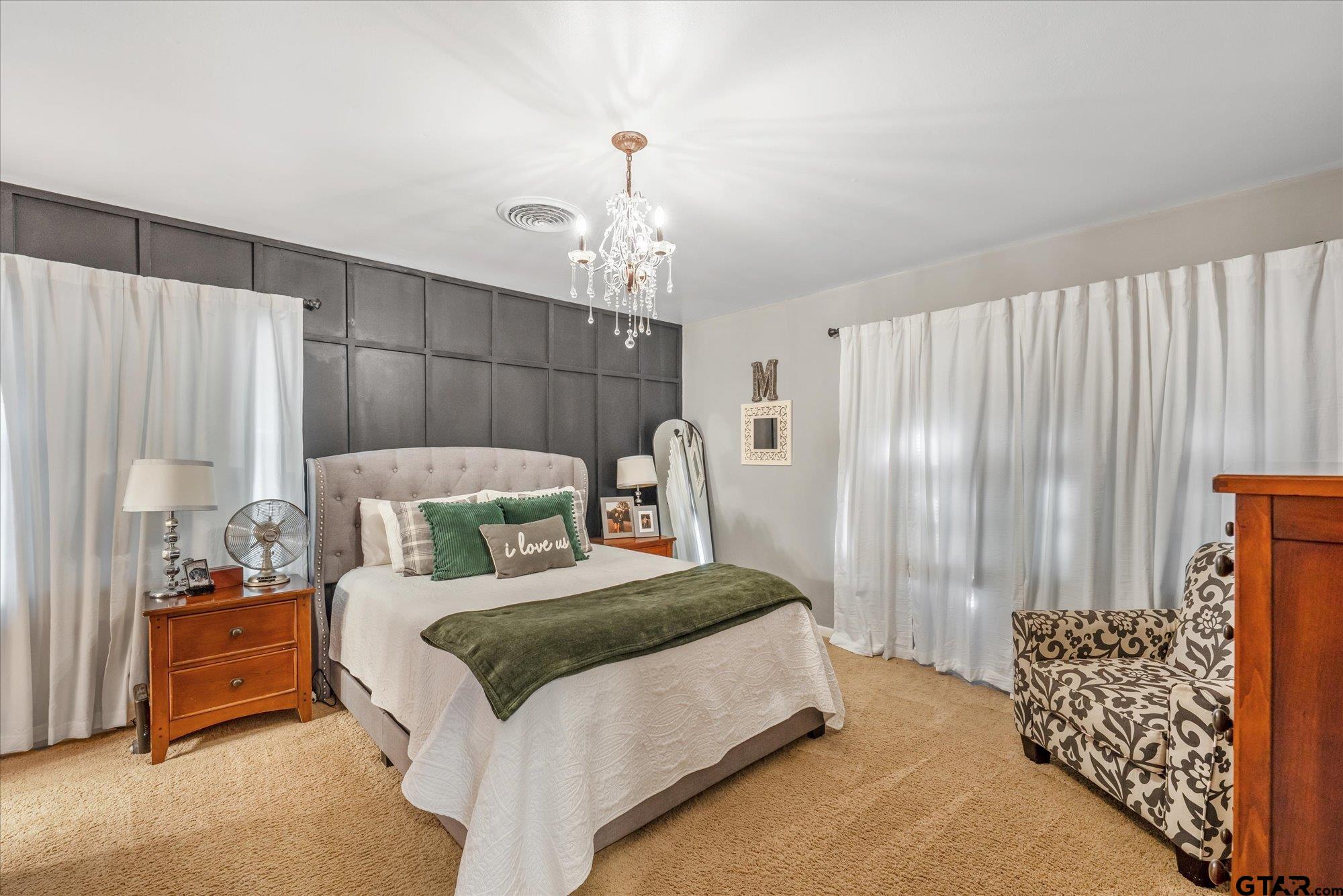 1006 Forest Trail