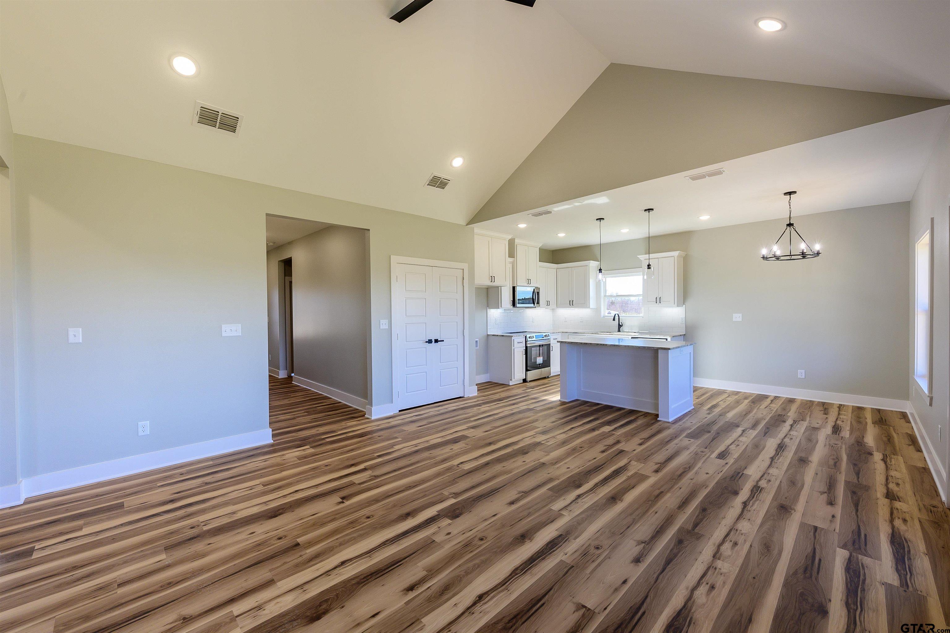148 Crescent Street