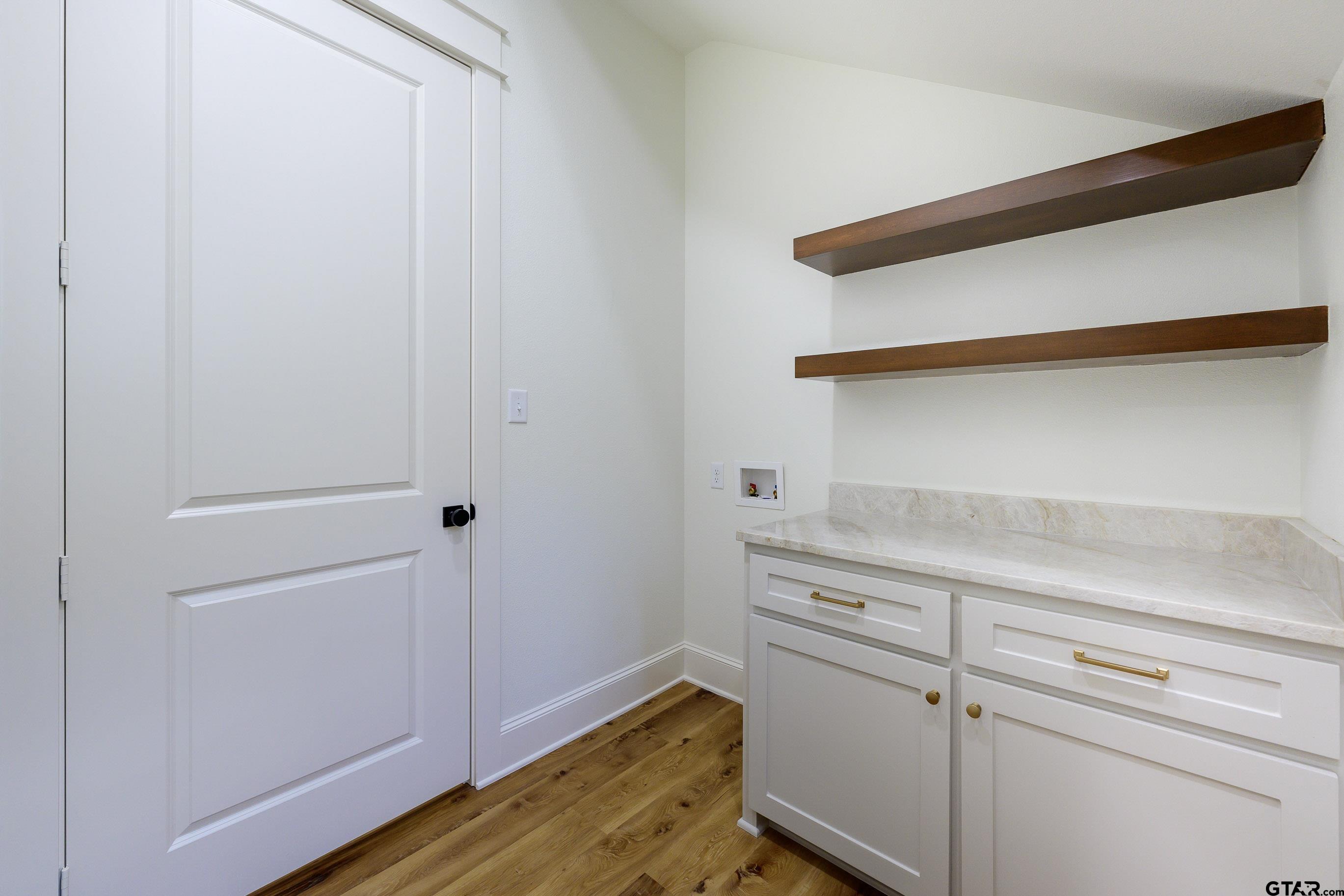 12334 Harlon