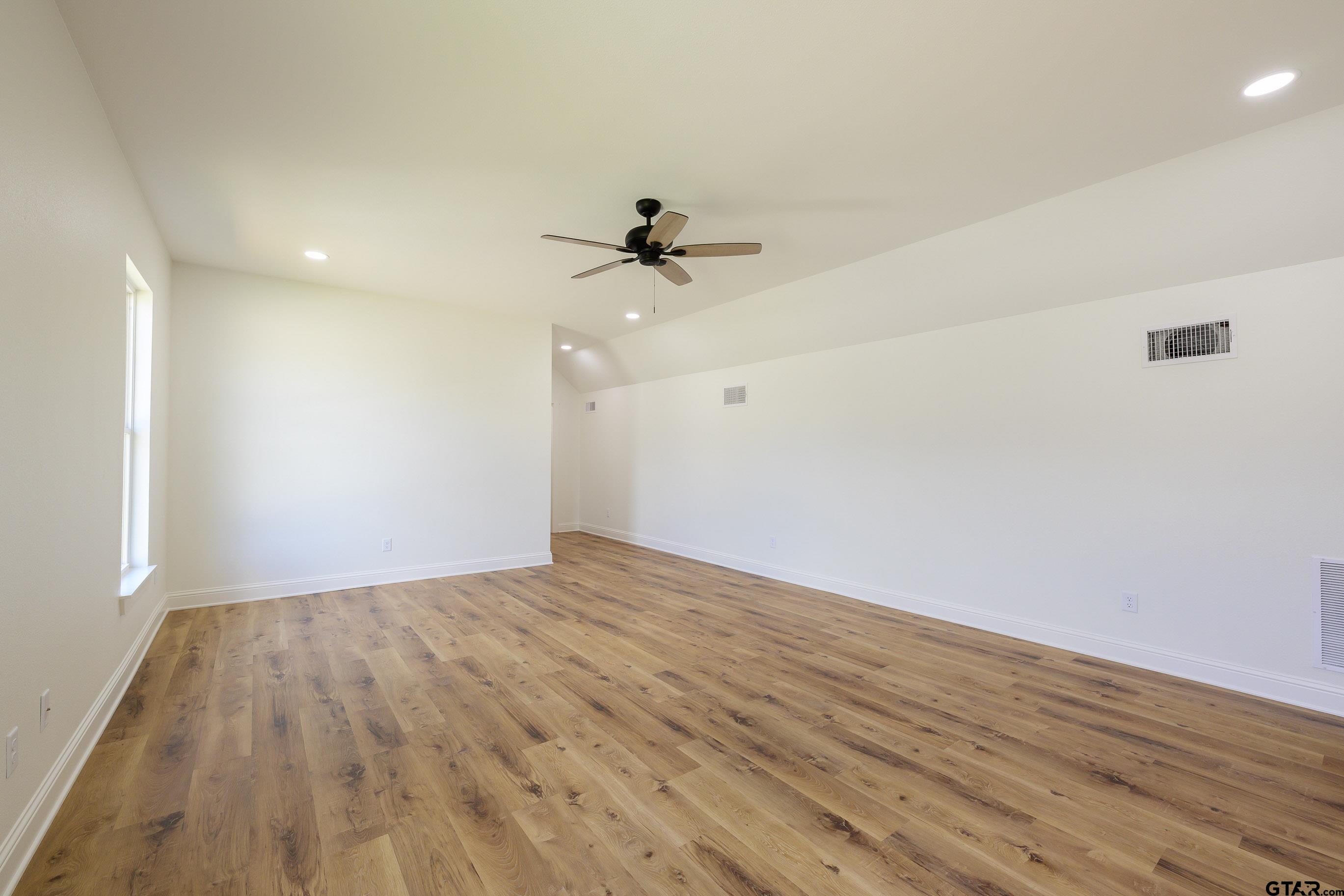 12334 Harlon